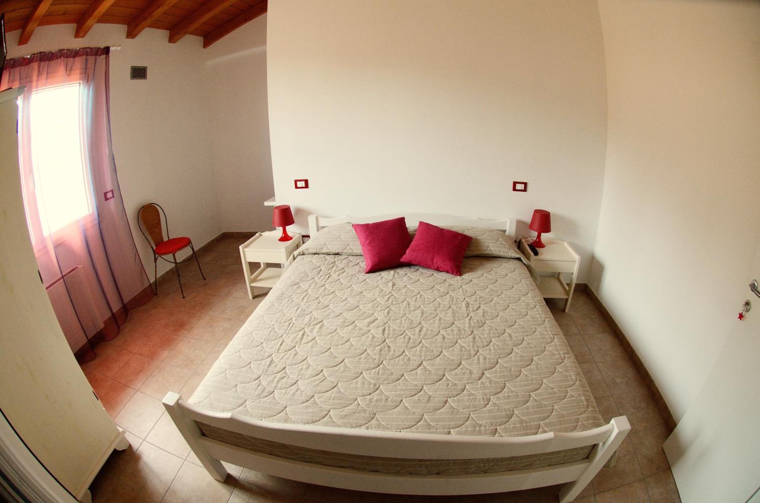 Double Room with Extra Bed - Photo 3