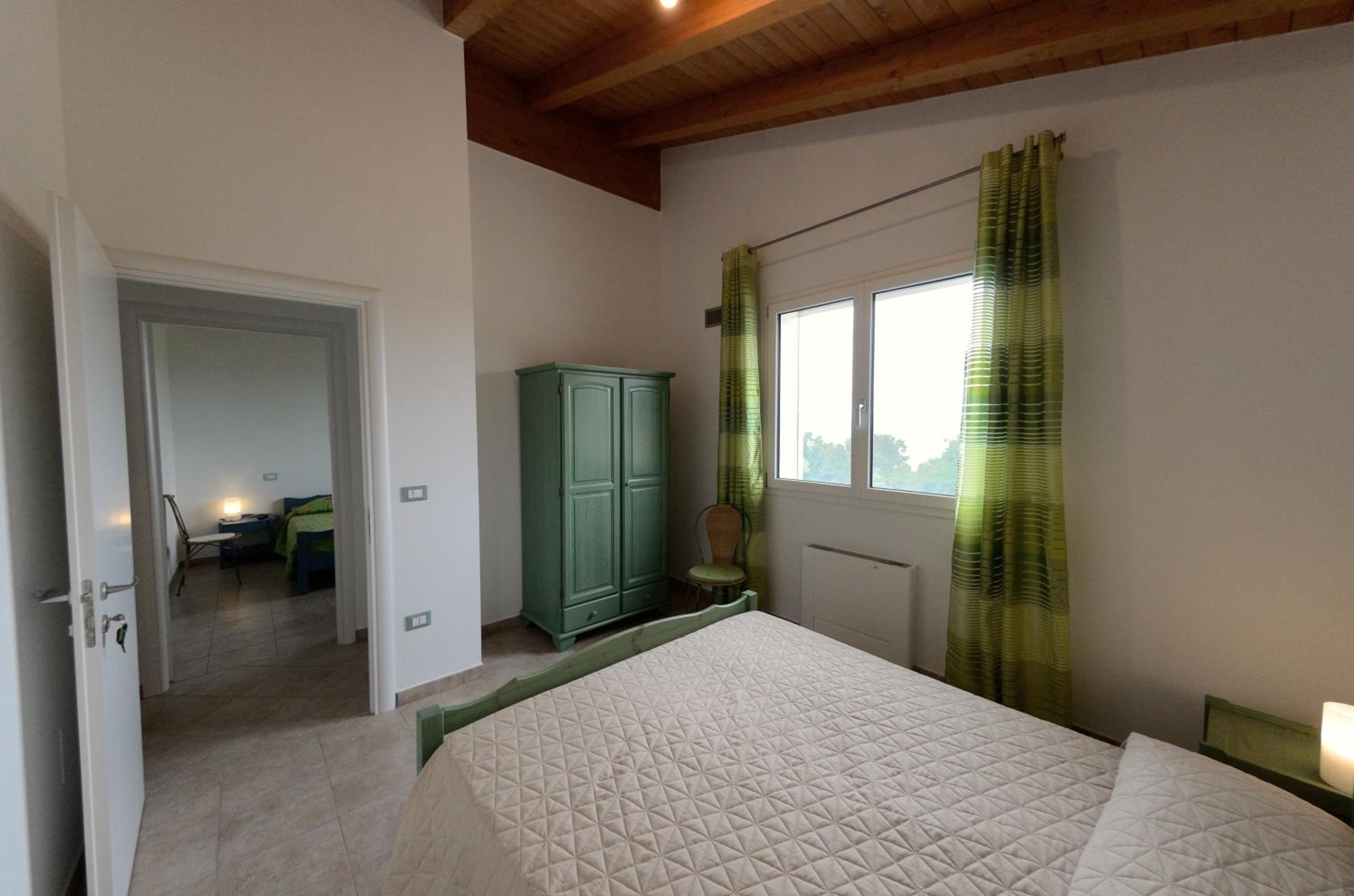Double Room - Photo 3