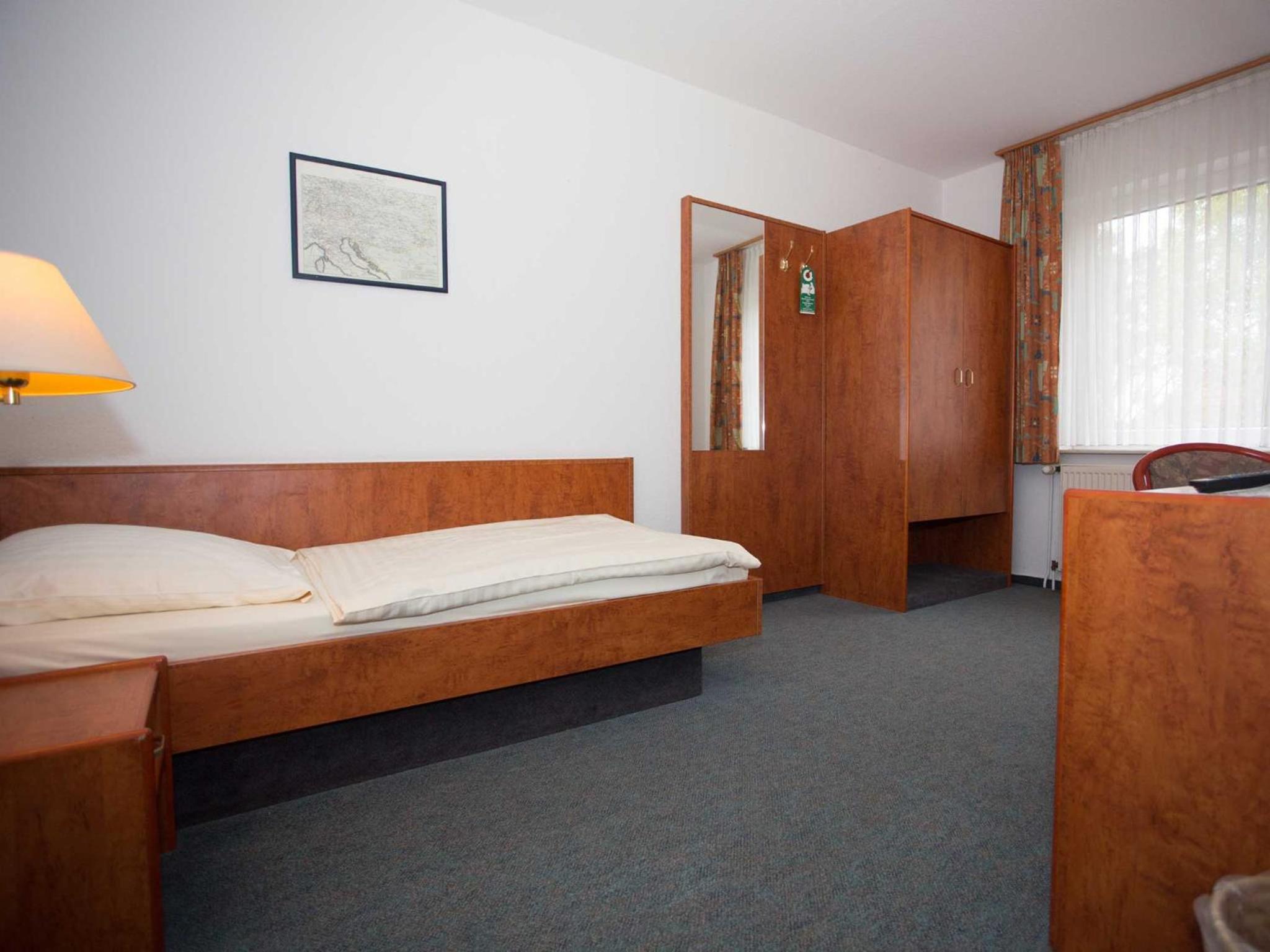 Single Room photo 3