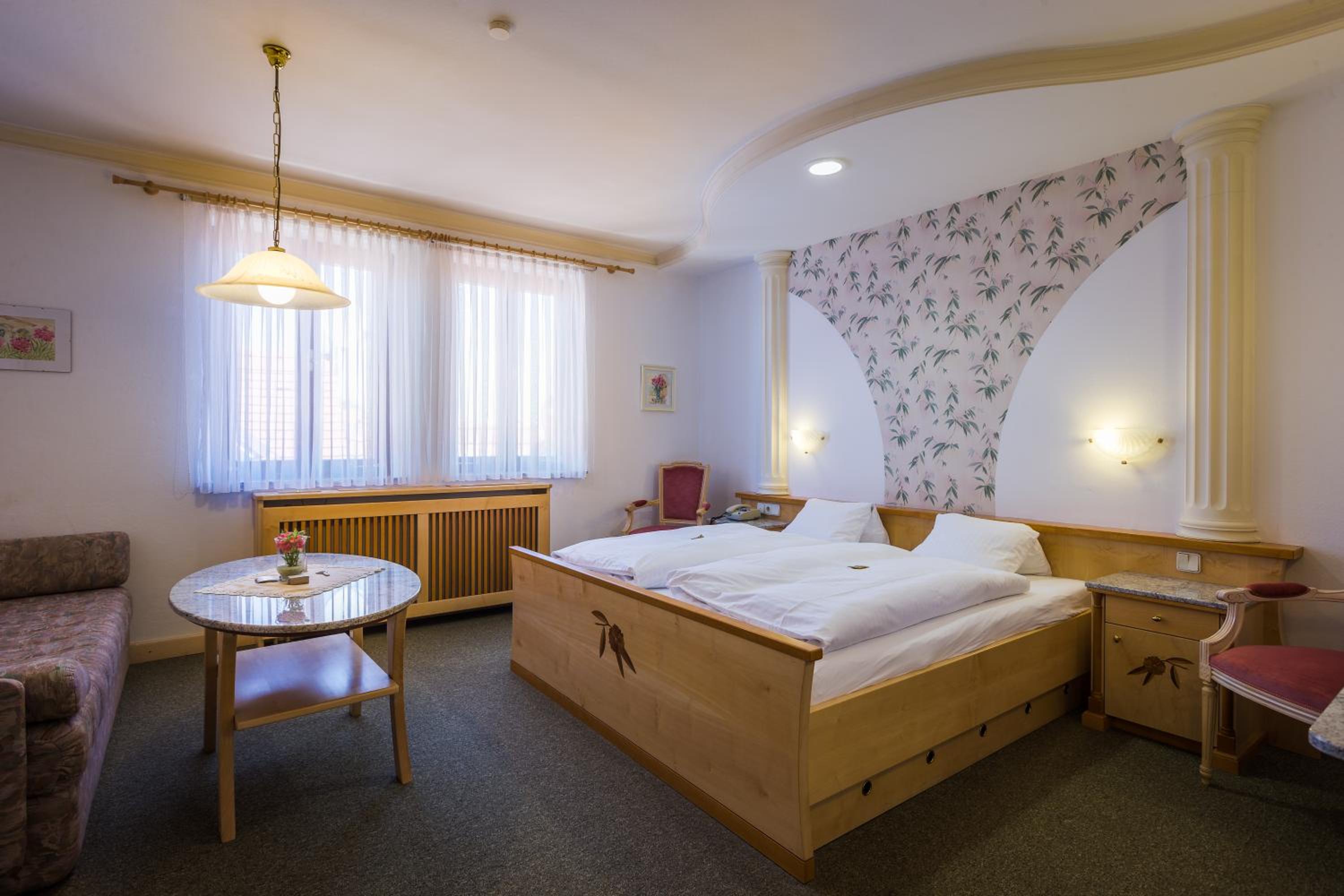 Economy Double Room photo 2