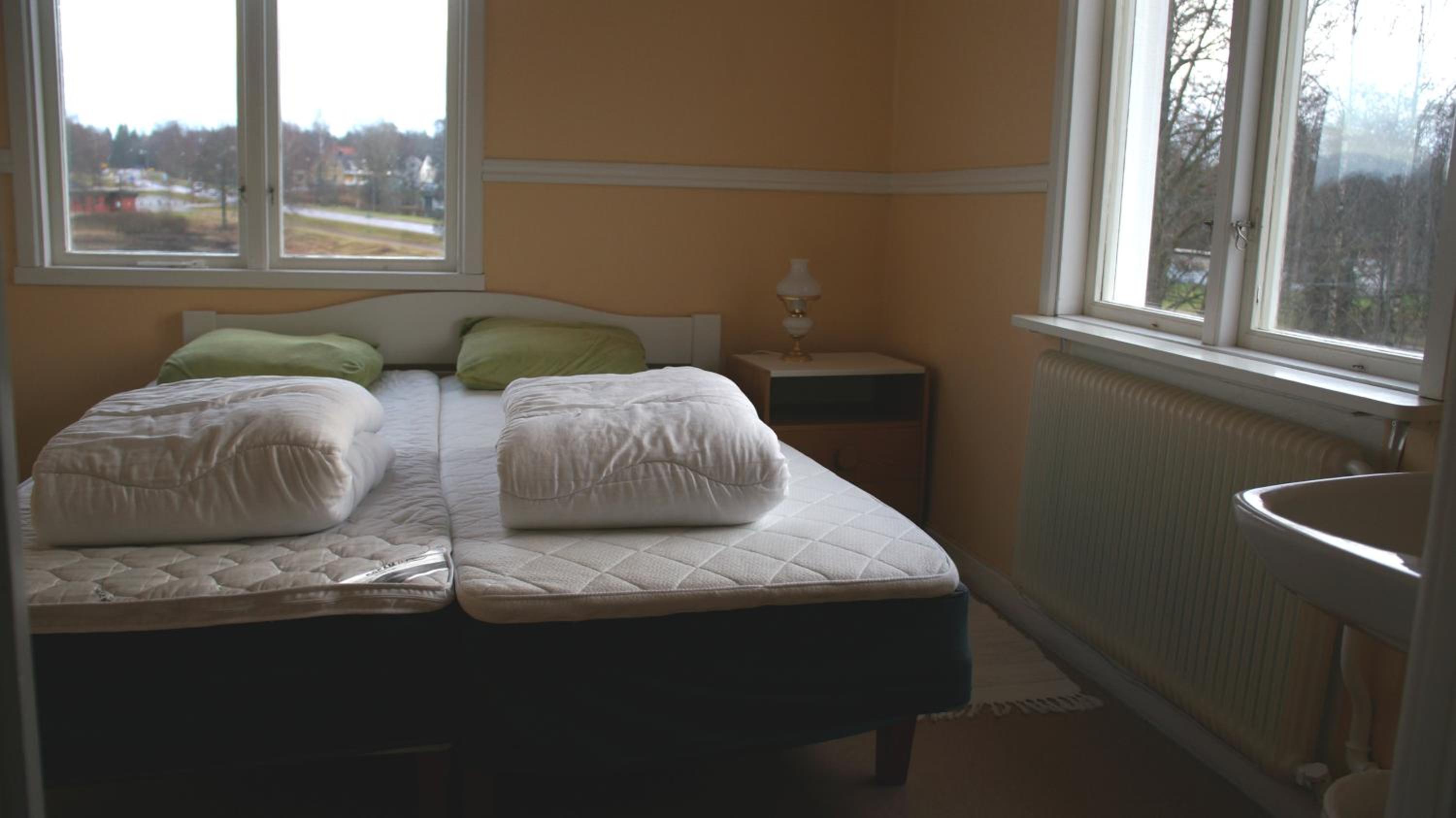 Double Room with Shared Bathroom photo 2