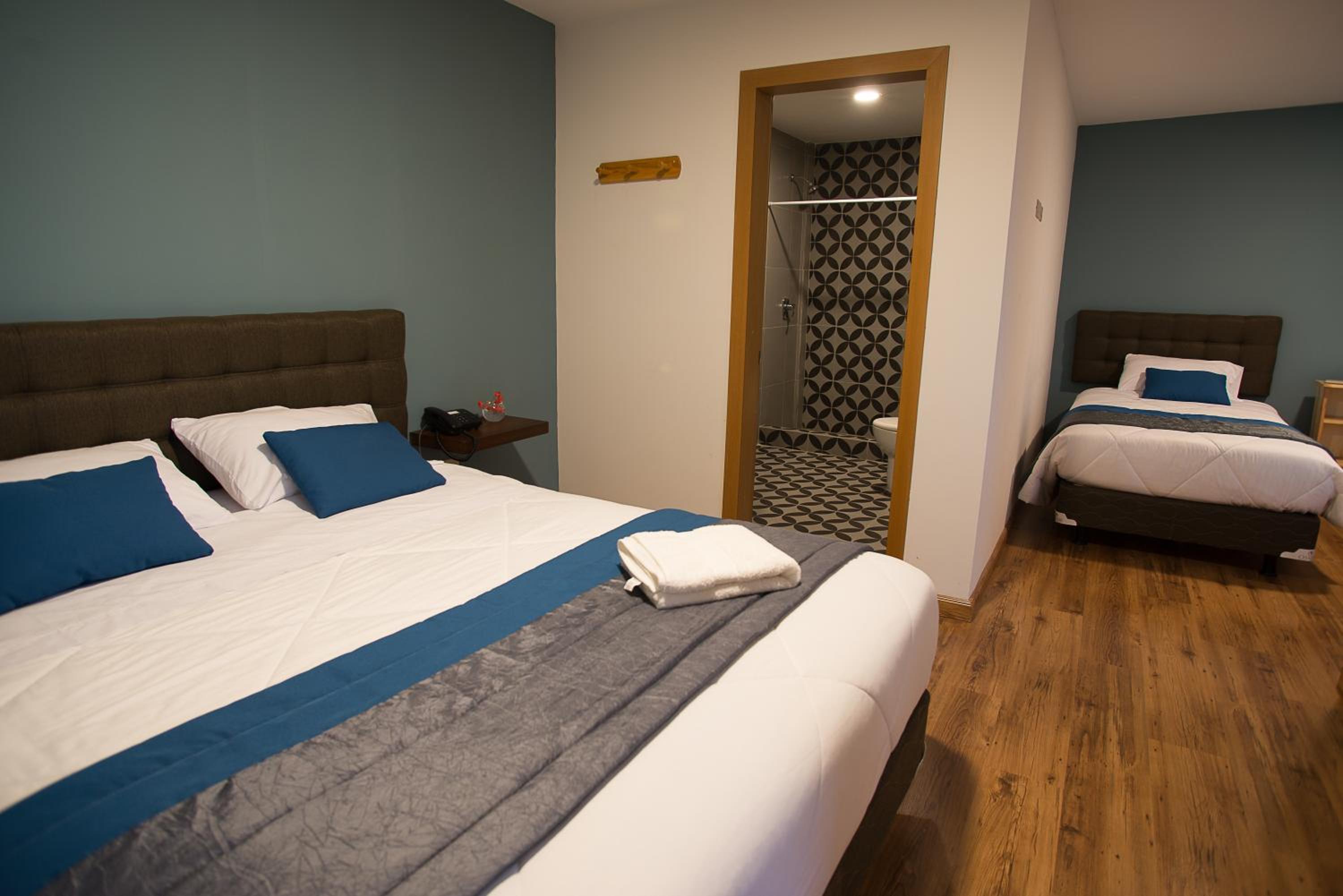 Deluxe Quadruple Room photo 3