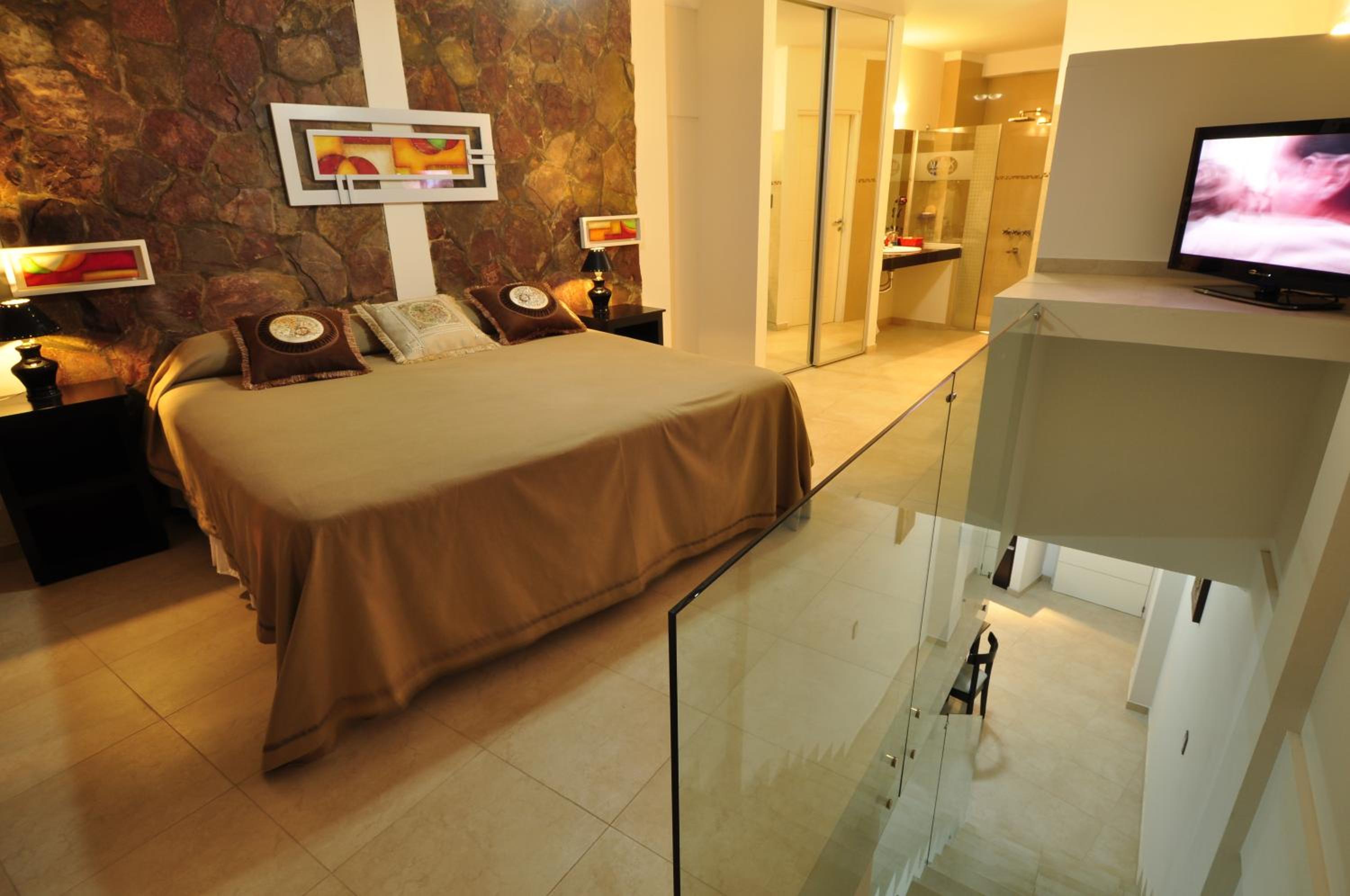 Apartment - Split Level photo 1