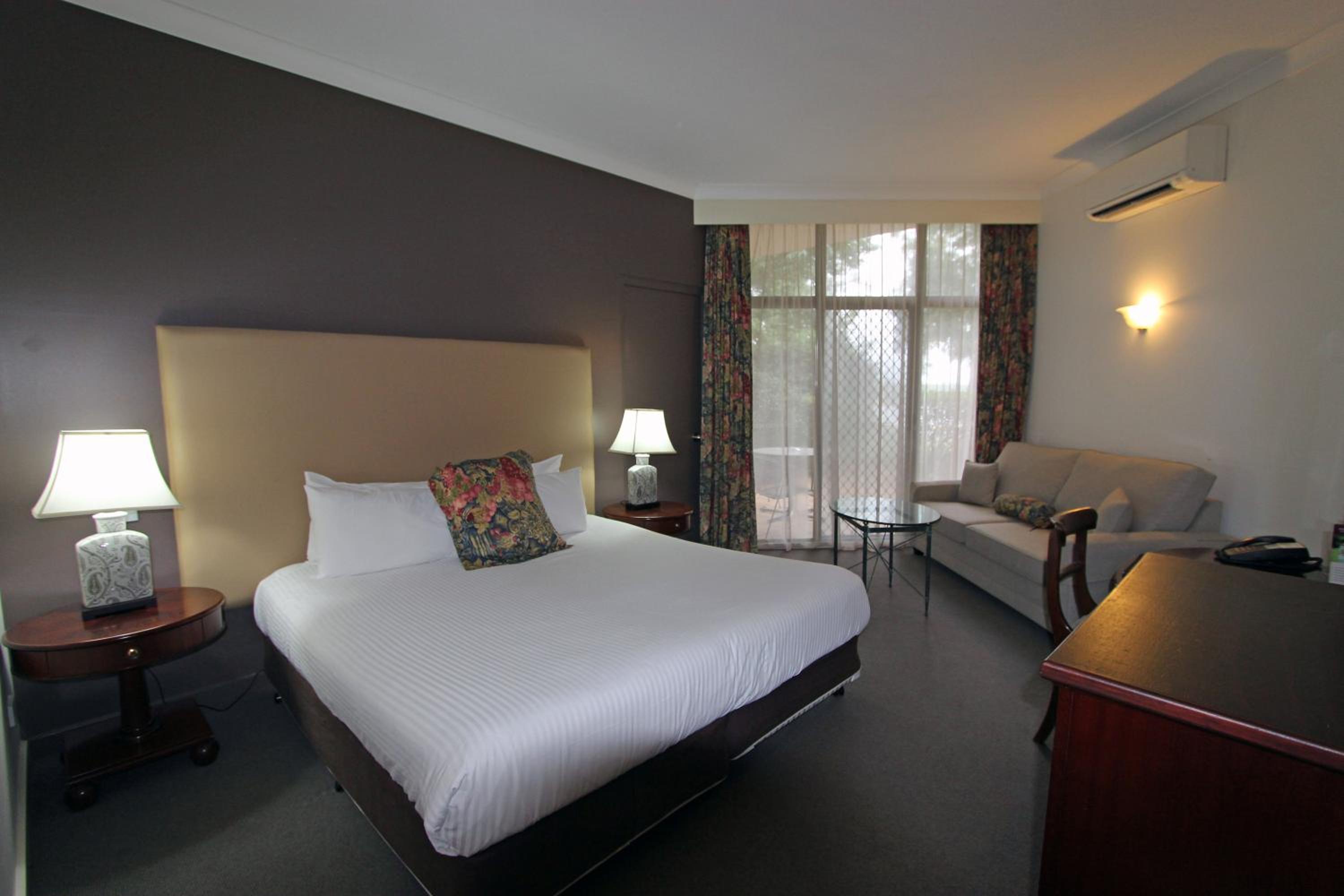 Superior King Room photo 1