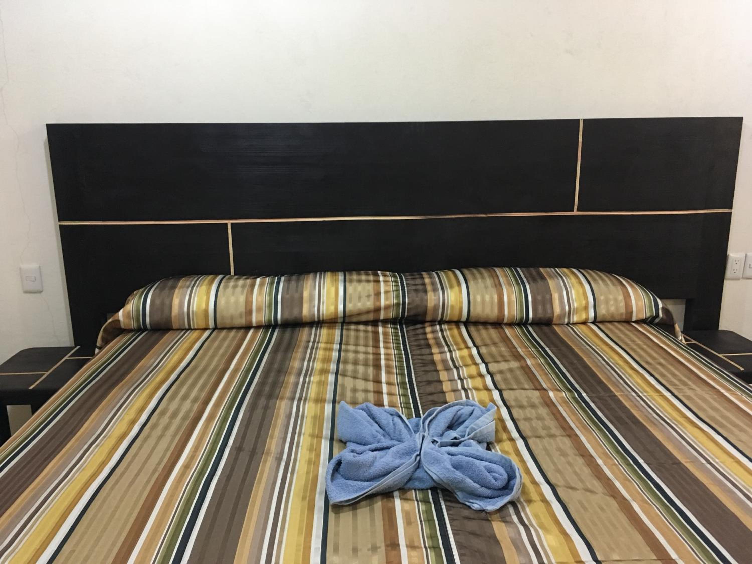 Deluxe King Room photo 1