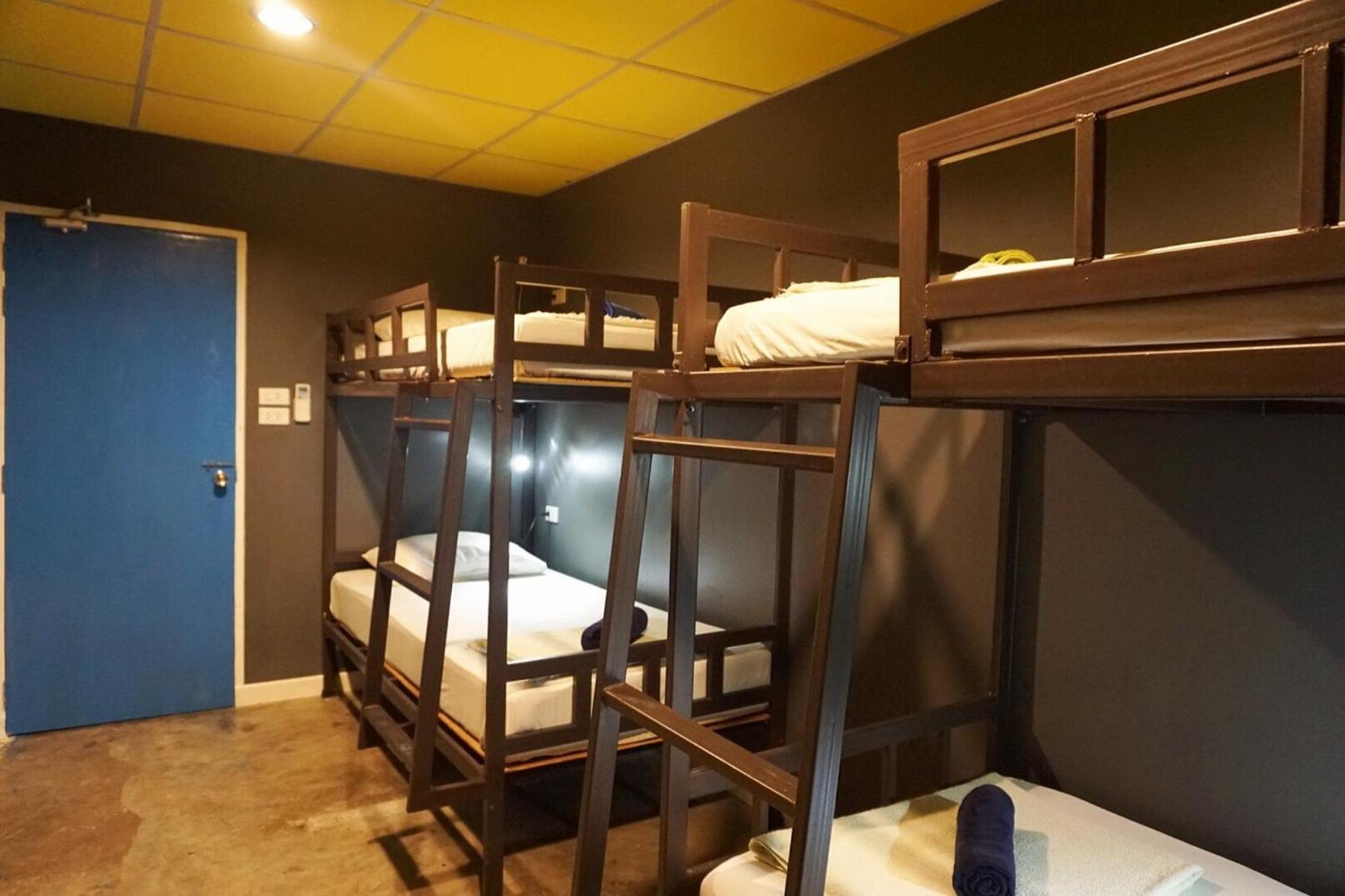 Bunk Bed in Female Dormitory Room  with Air Conditioning photo 3