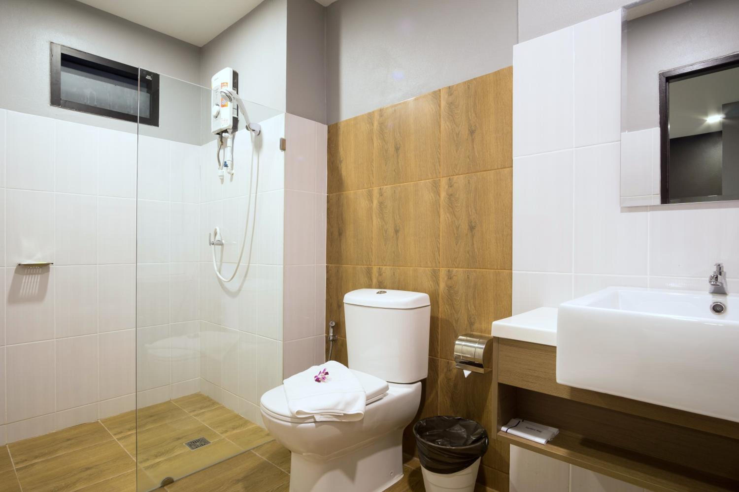 Deluxe Twin Room photo 2