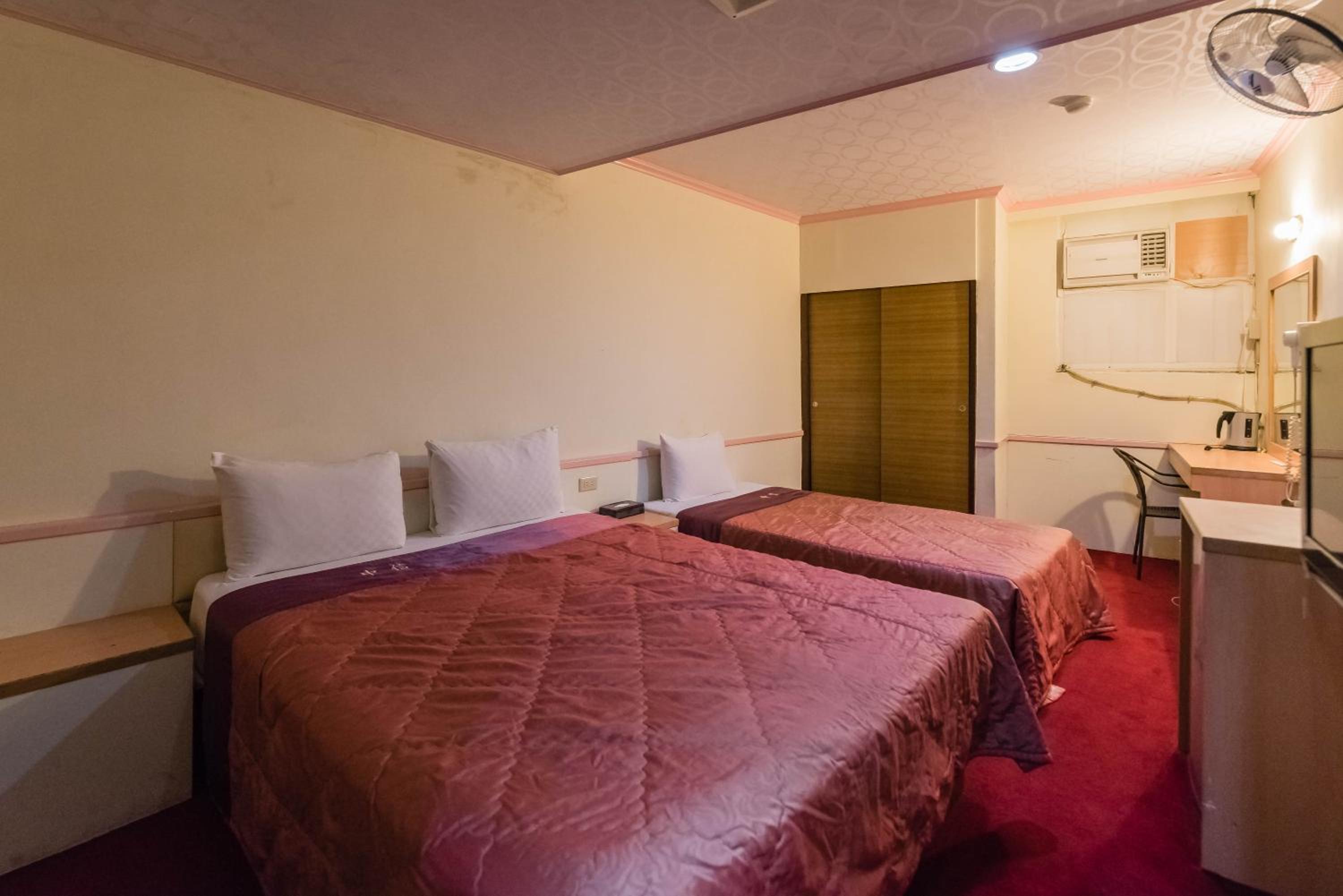 Comfort Triple Room with Shower