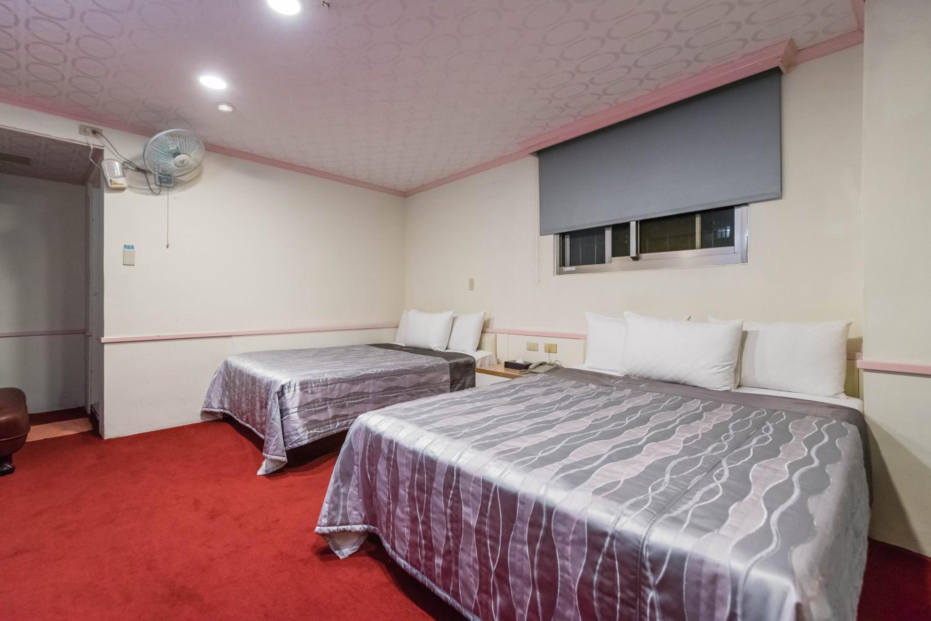 Classic Quadruple Room