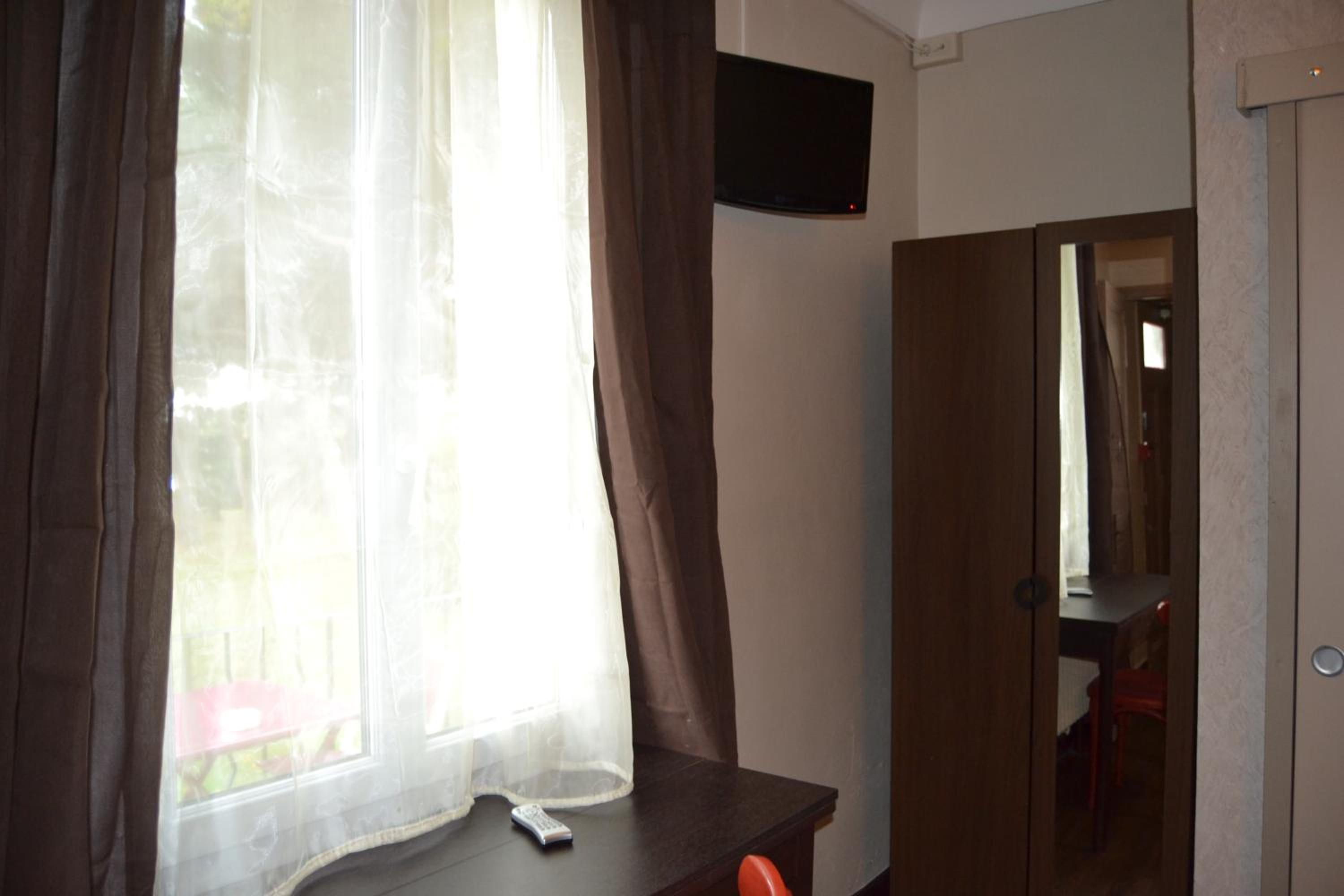 Double Room with Sea View photo 3