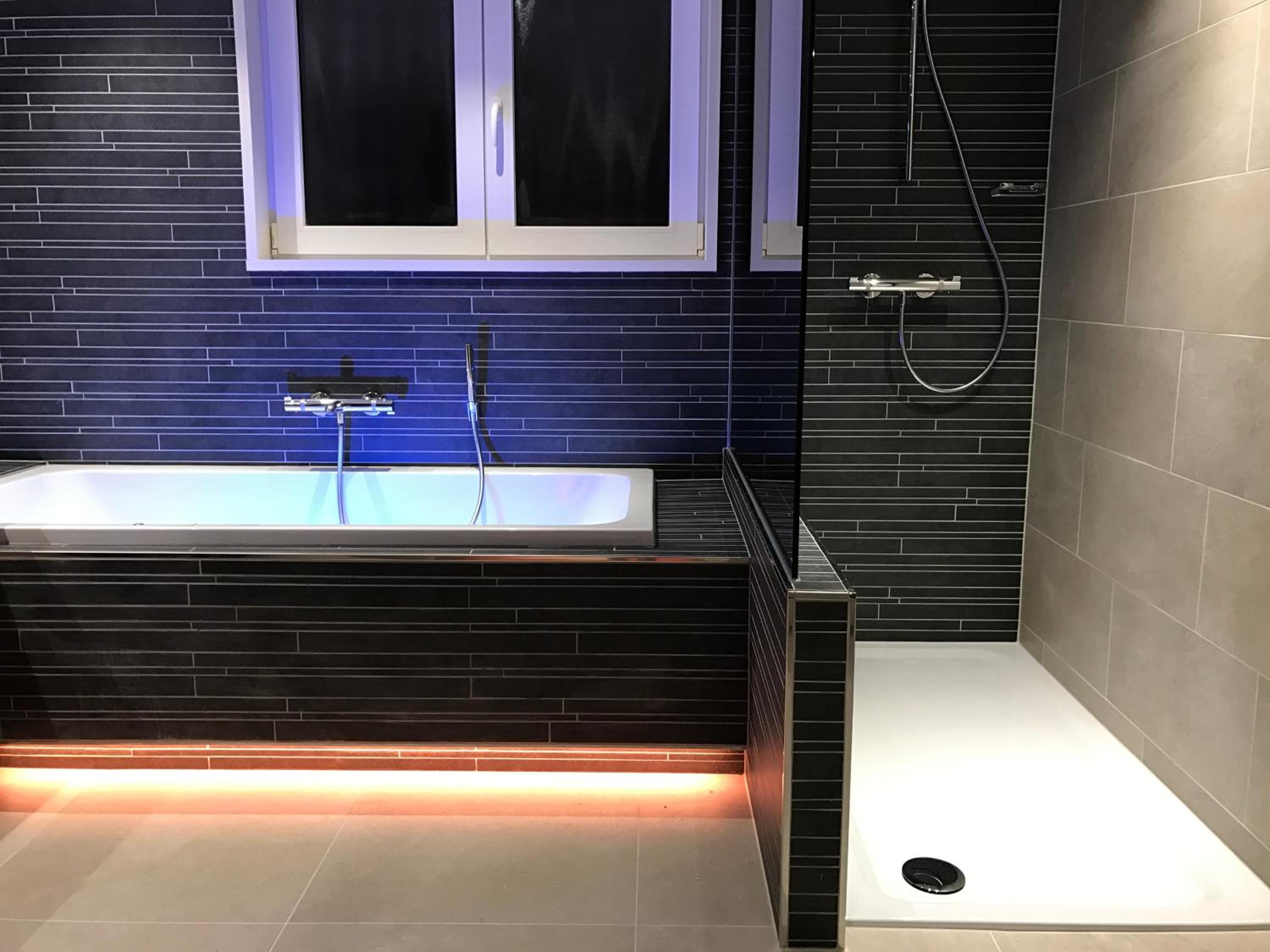 Deluxe Double Room with Hot Tub photo 3