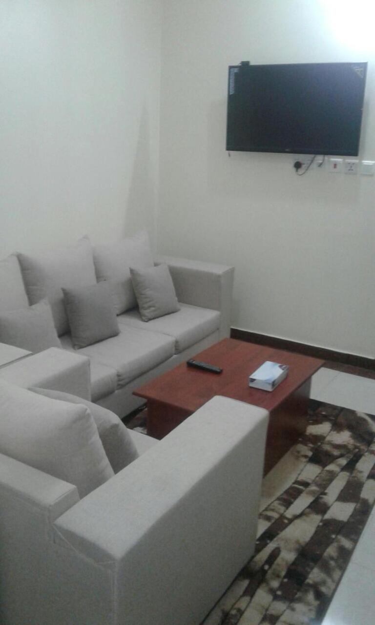 Studio Apartment photo 2