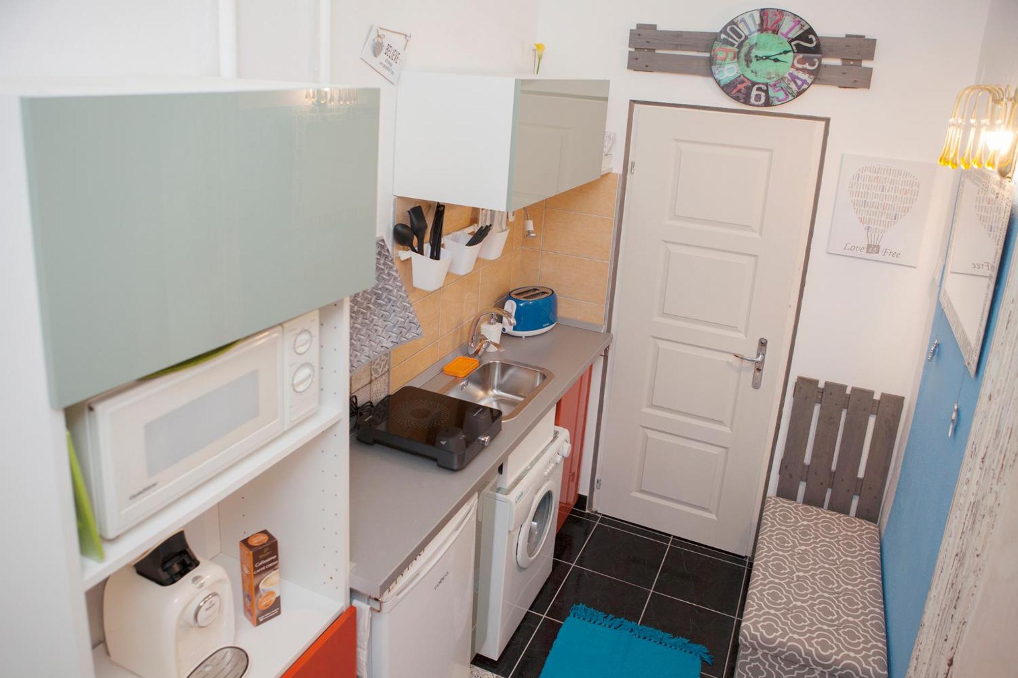 Studio Apartment - Photo 80