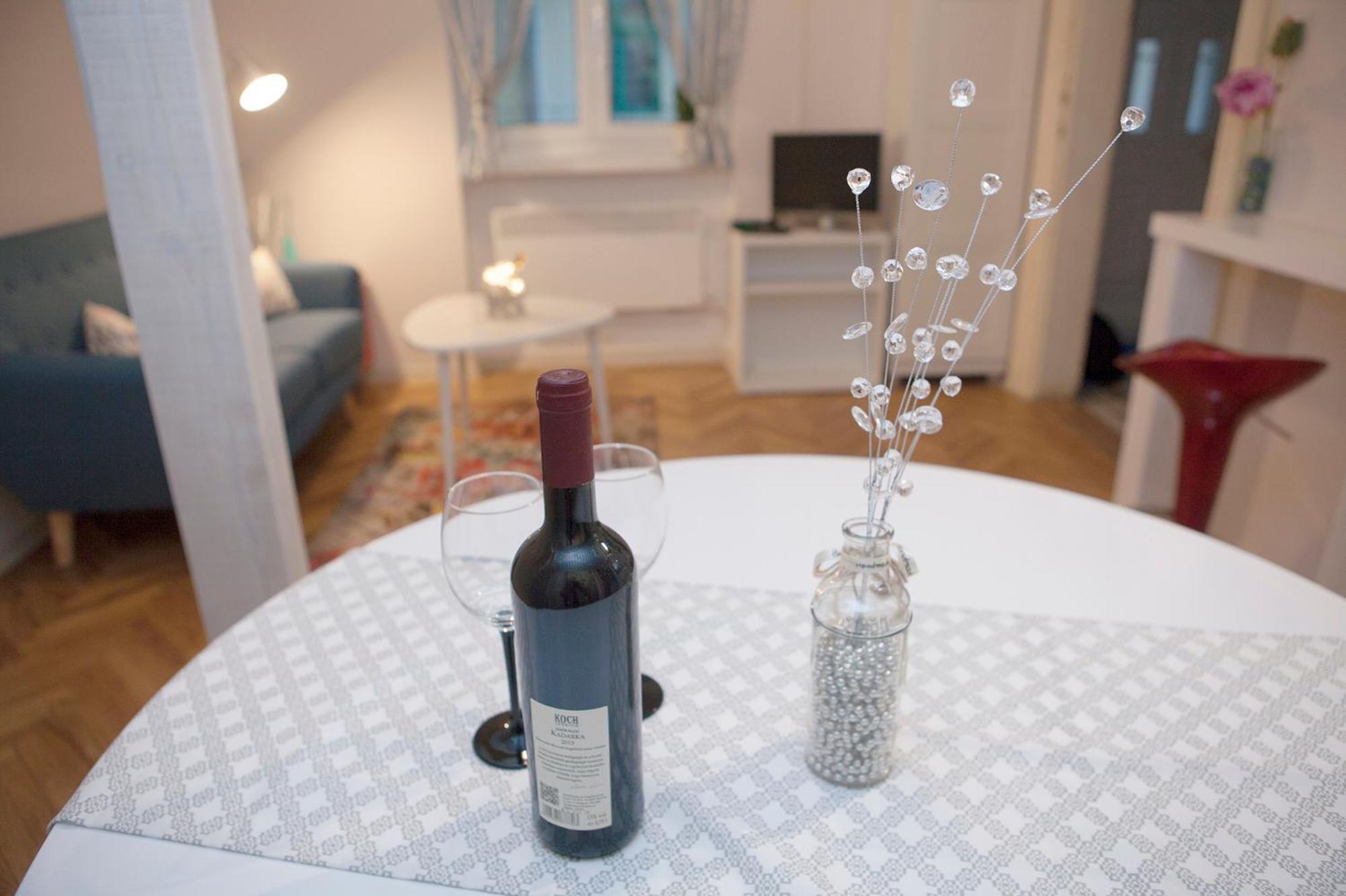 Studio Apartment - Photo 81
