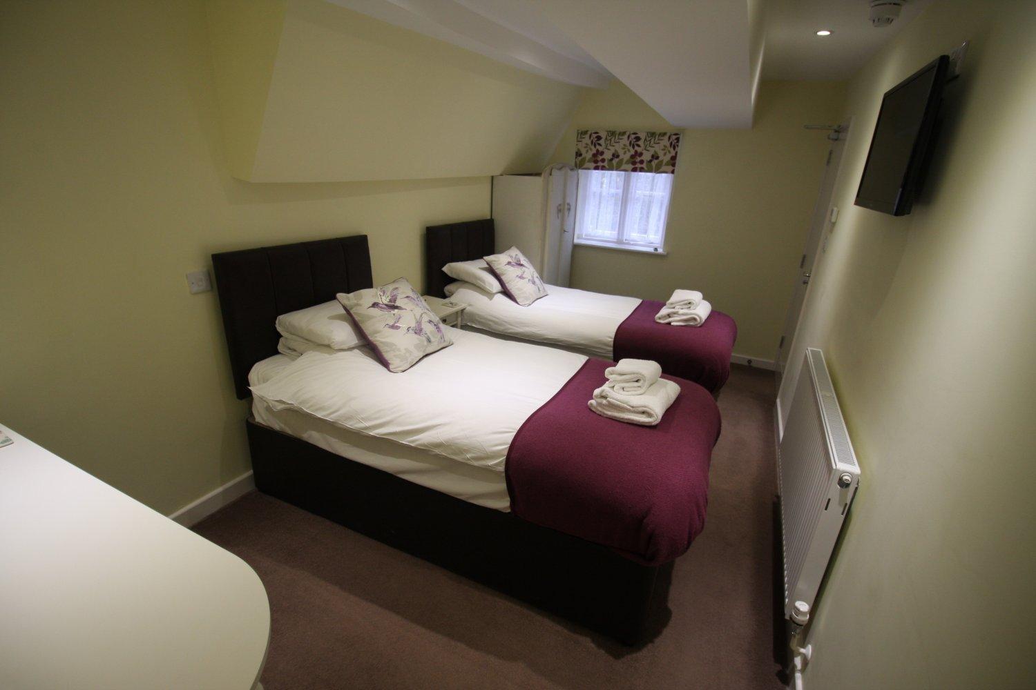Twin Room with Shower photo 2