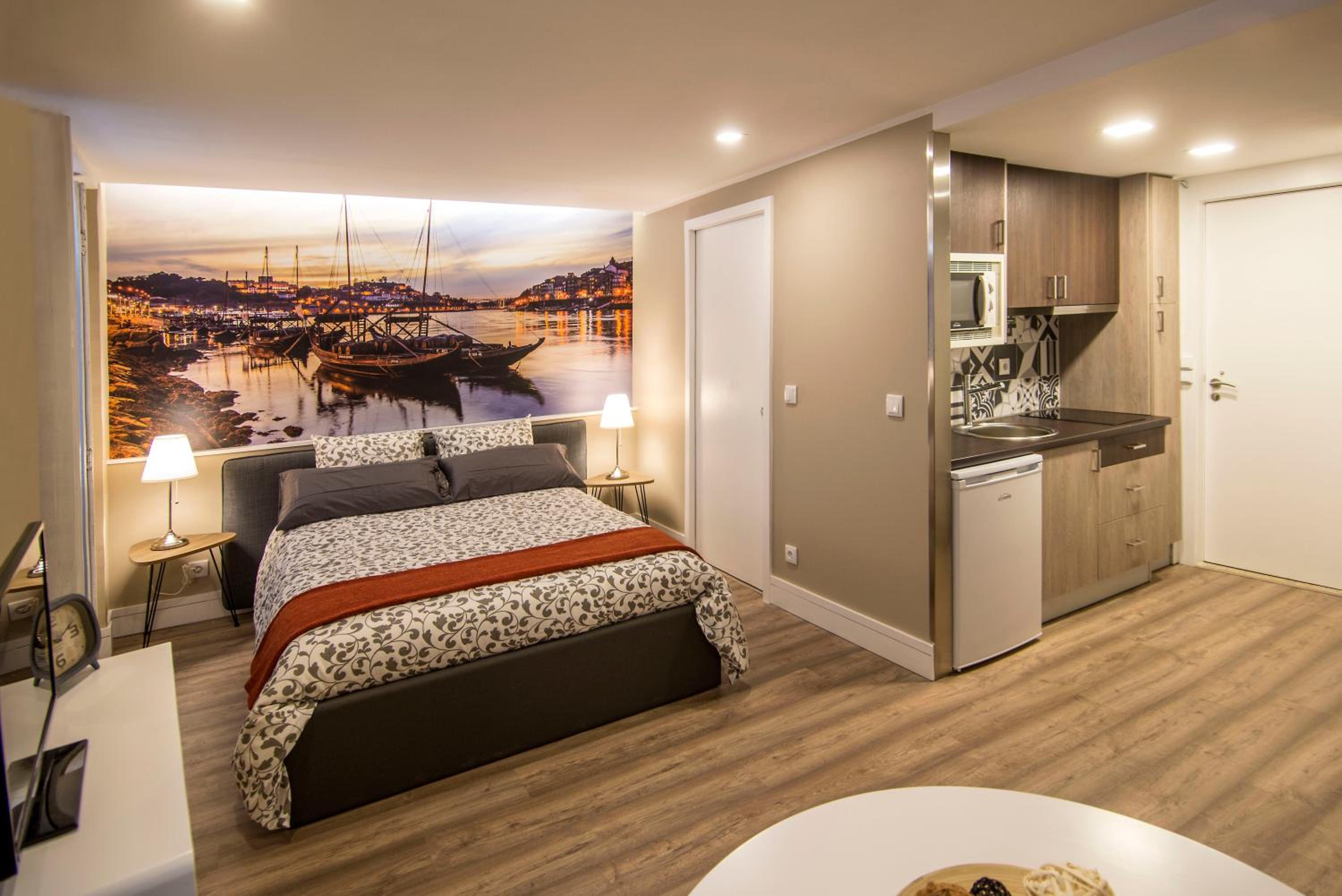 Studio Apartment