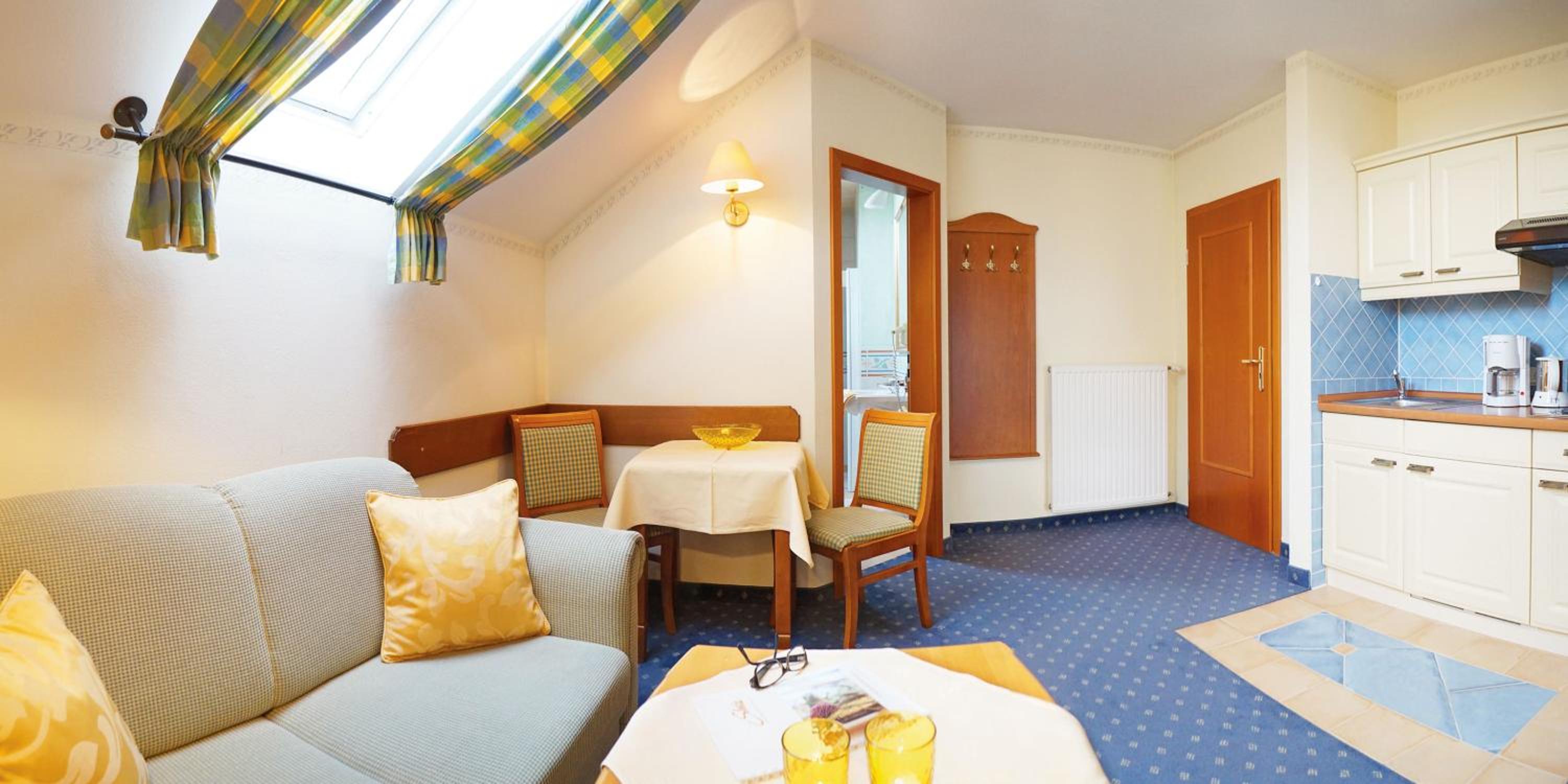 Junior Suite with Balcony photo 2