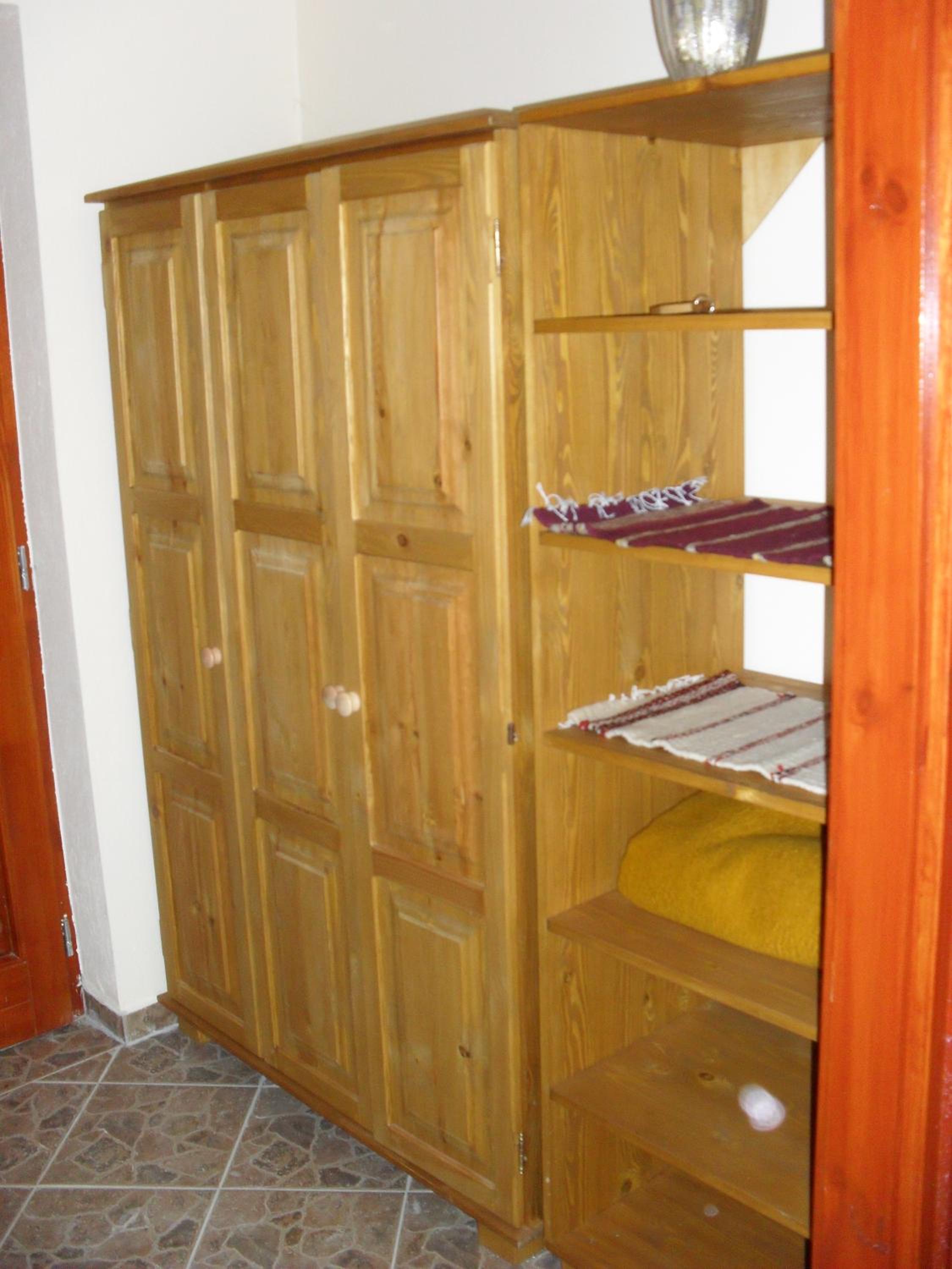Small Twin Room photo 3