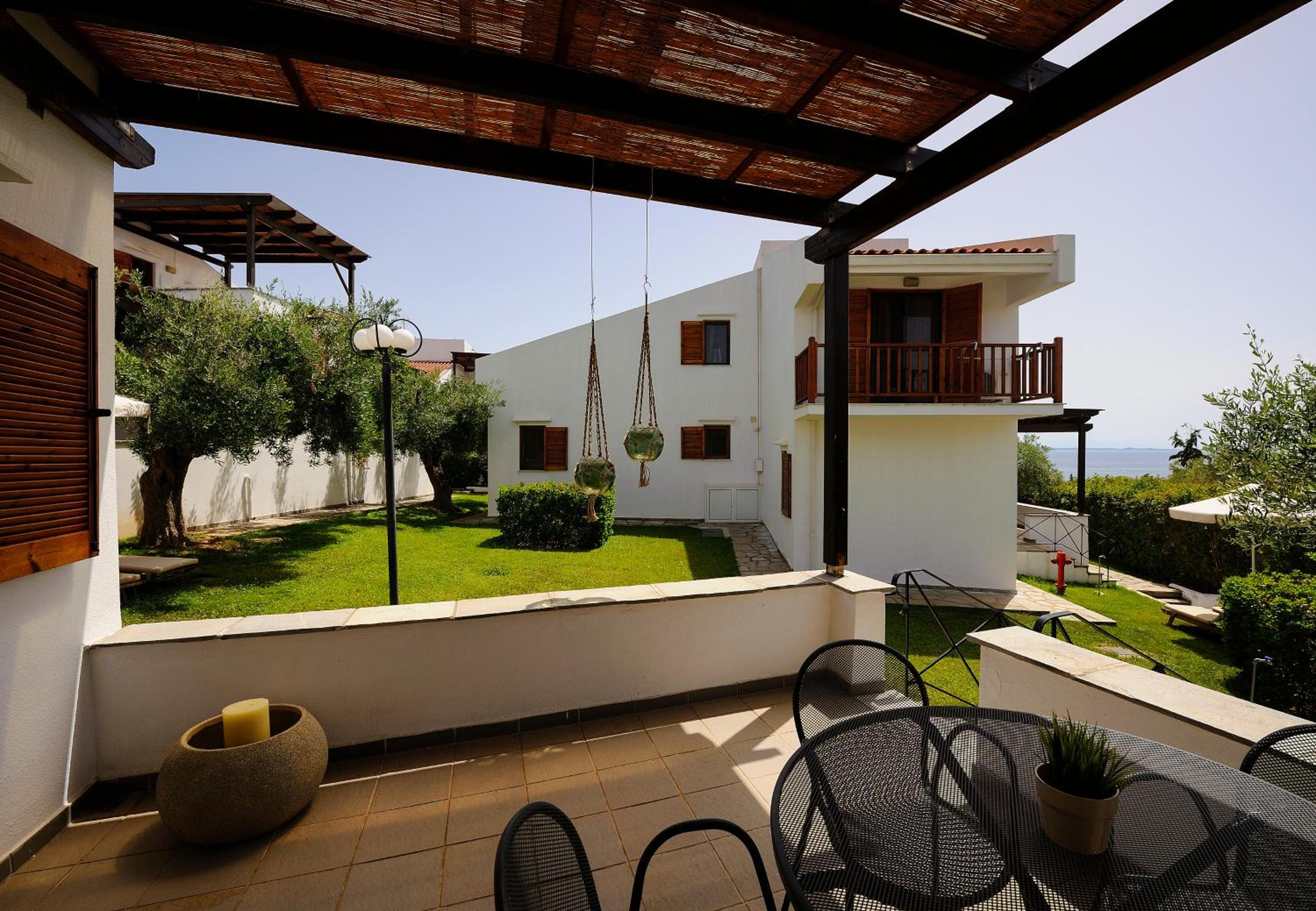 Hillside Junior Residence photo 2