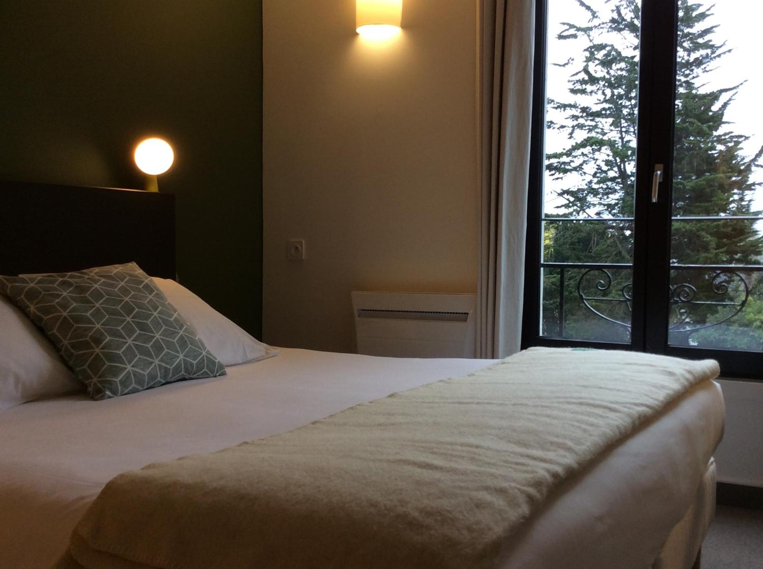 Comfort Double Room - Garden Side & sea view - Photo 8