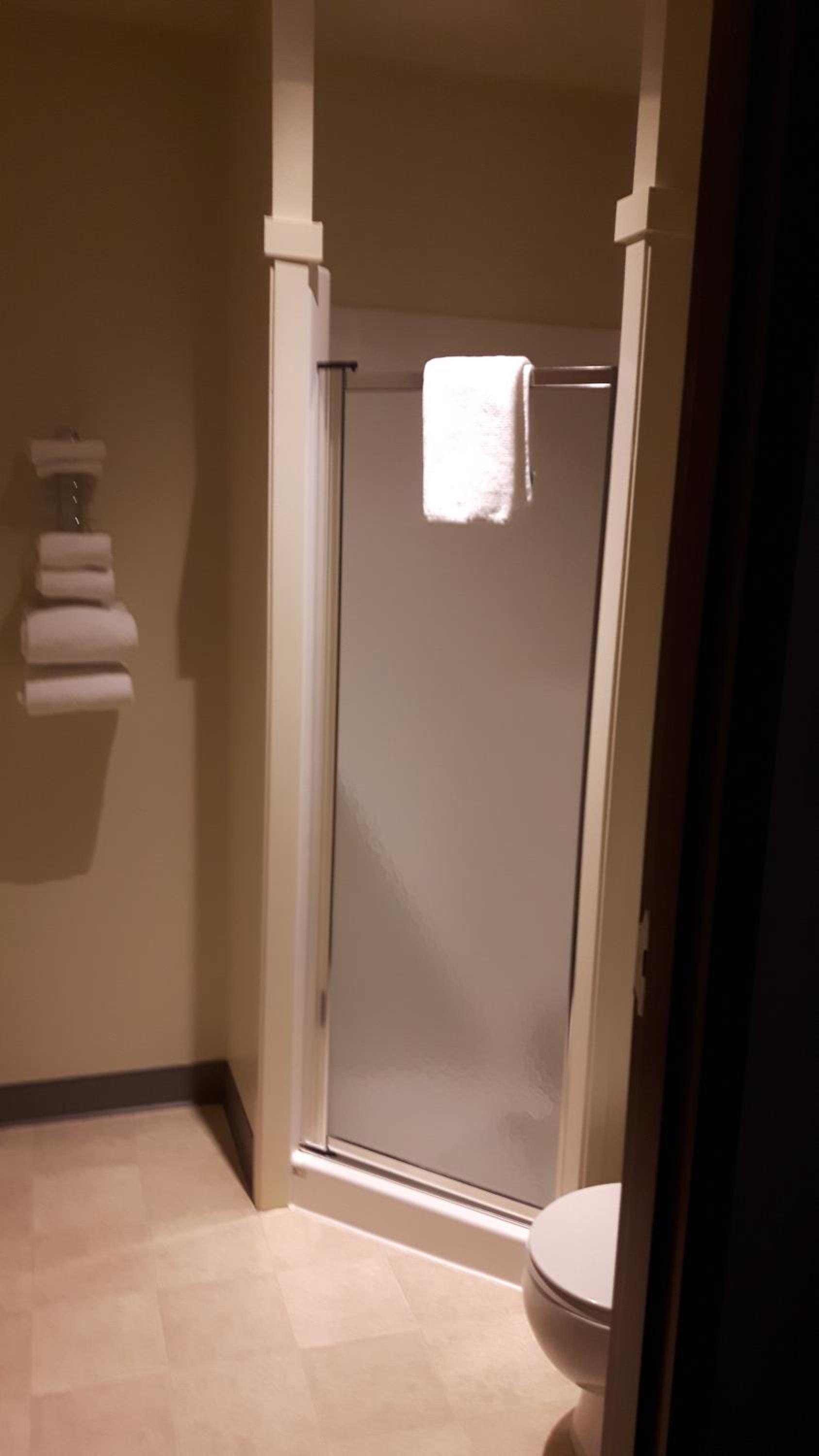 Jacuzzi King Suite - Non Smoking - Photo 2