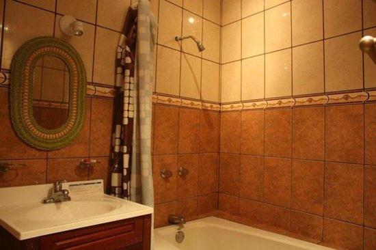 Twin Room - Photo 3