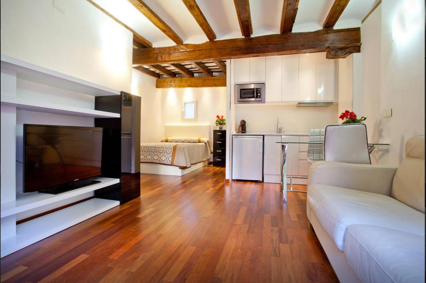 Estudio con Balcón