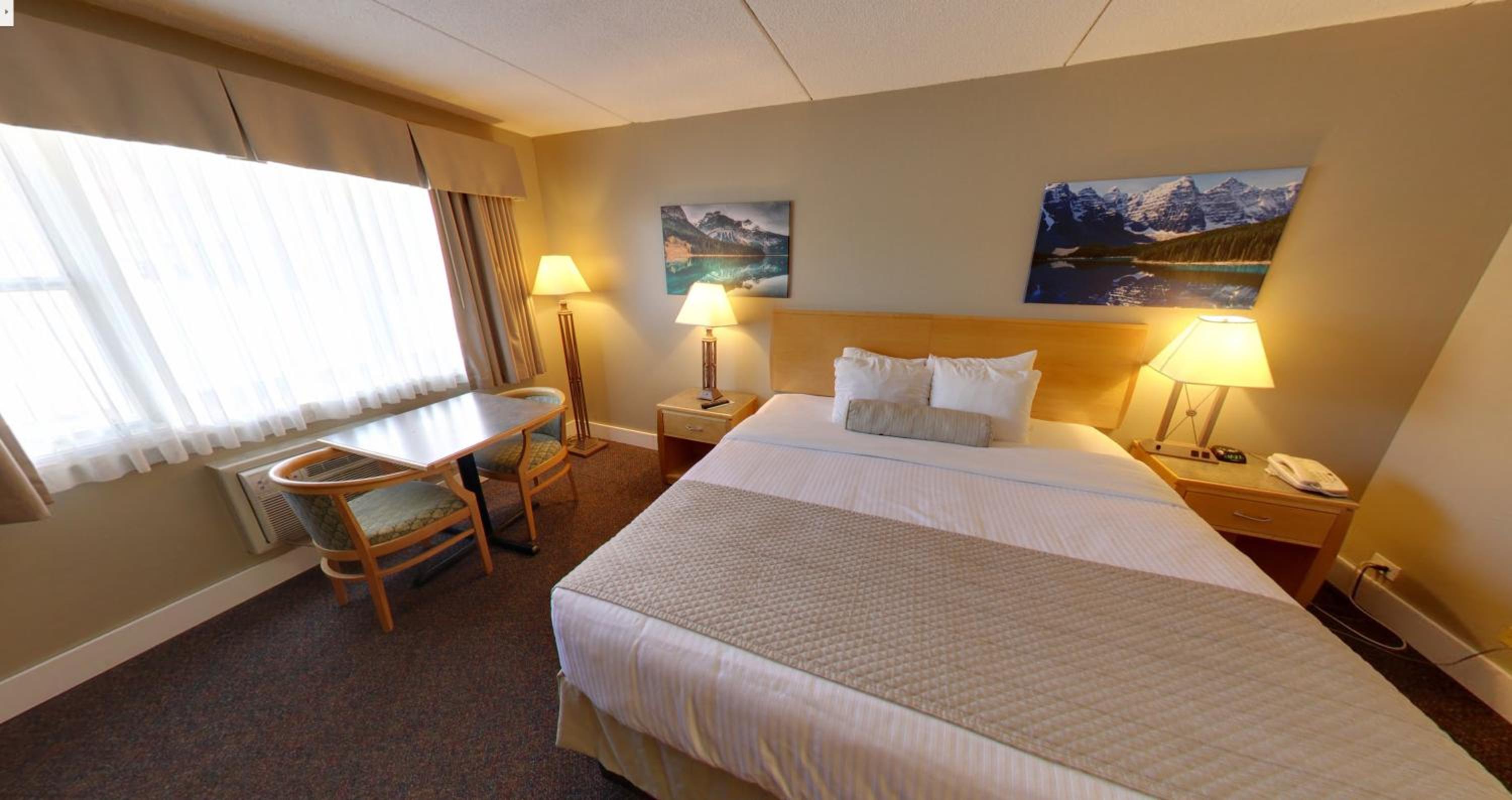 King Room - Disability Access - Non-Smoking - Photo 1