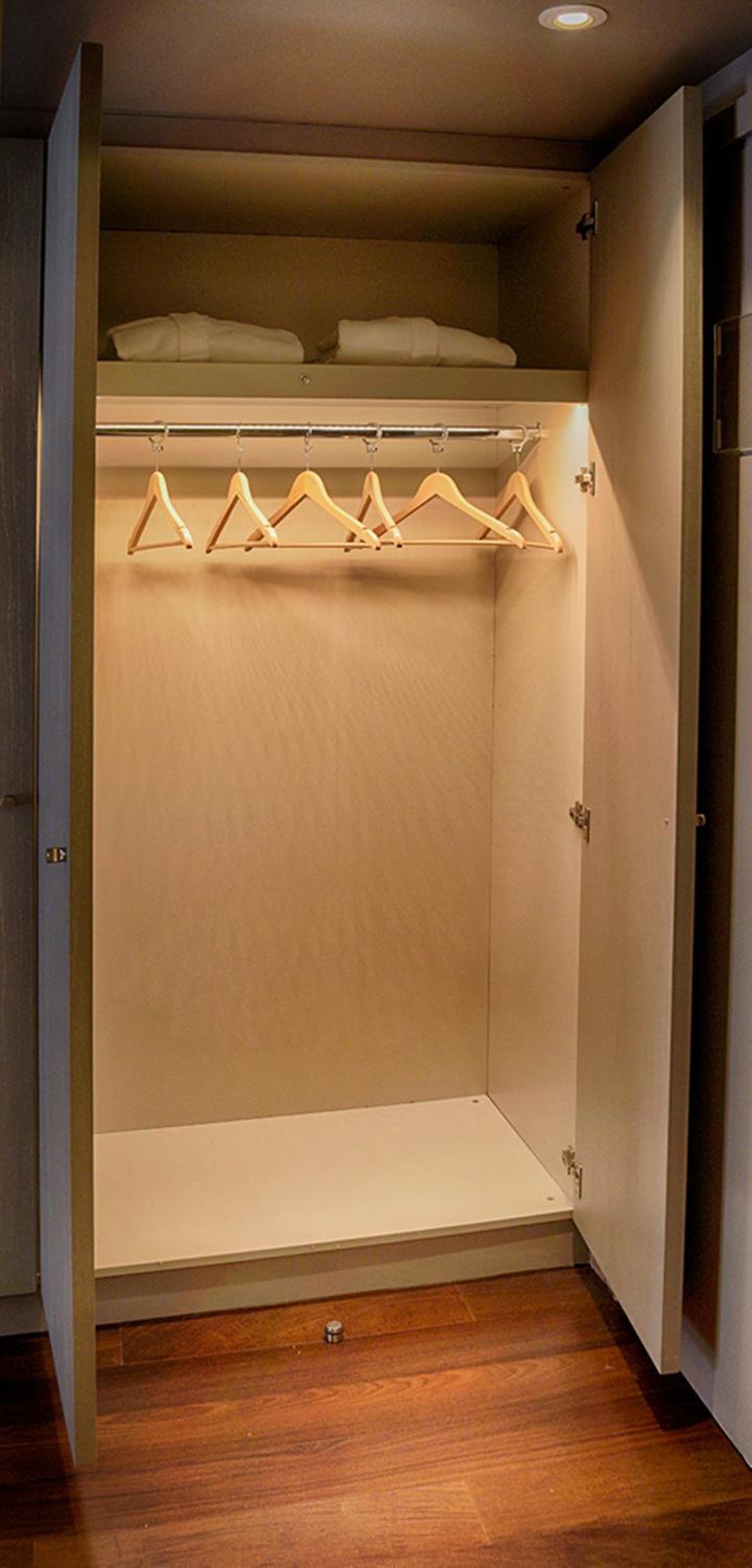 Executive Queen Room