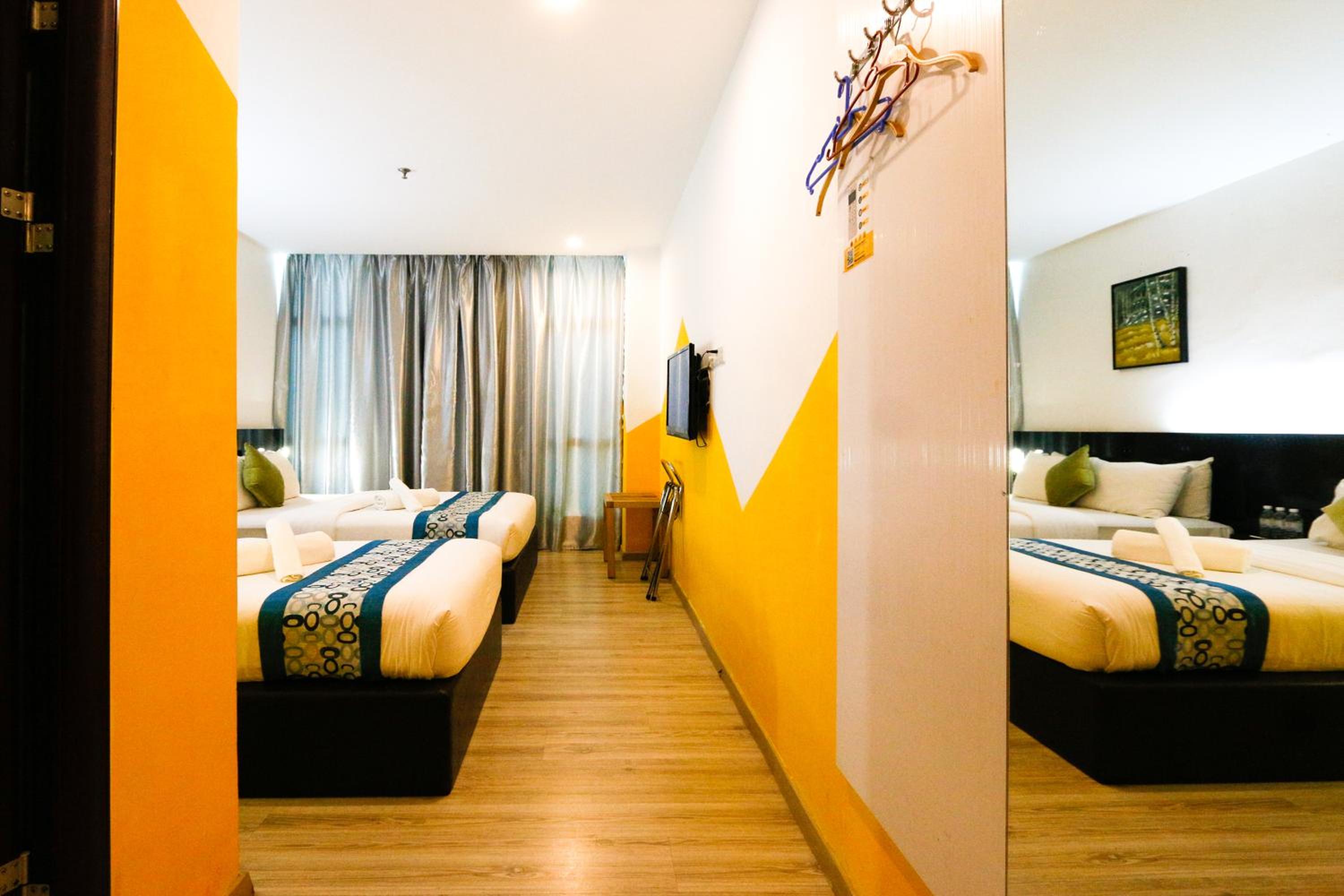 Deluxe Triple Room
