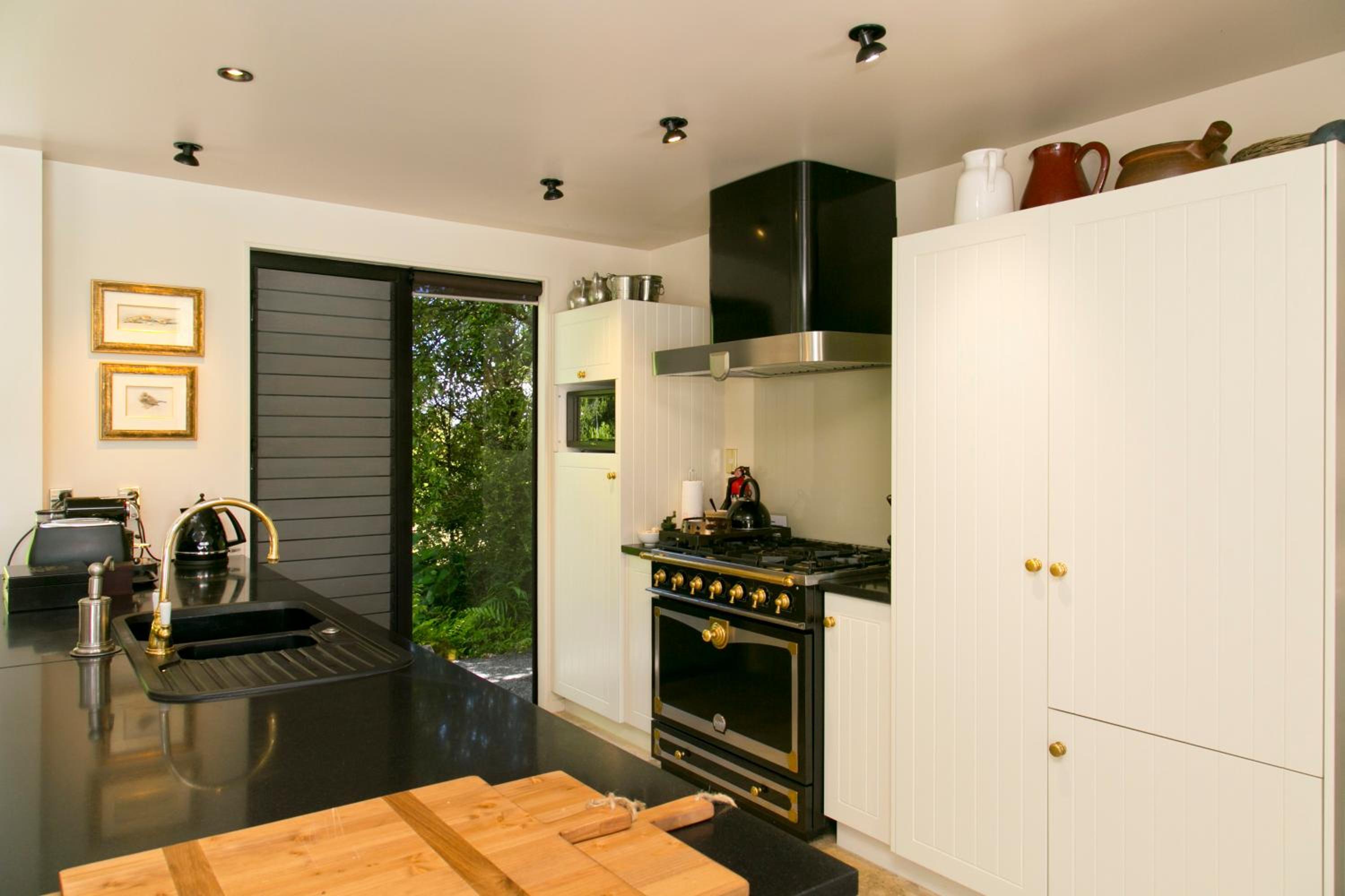 Two-Bedroom Villa - Photo 10