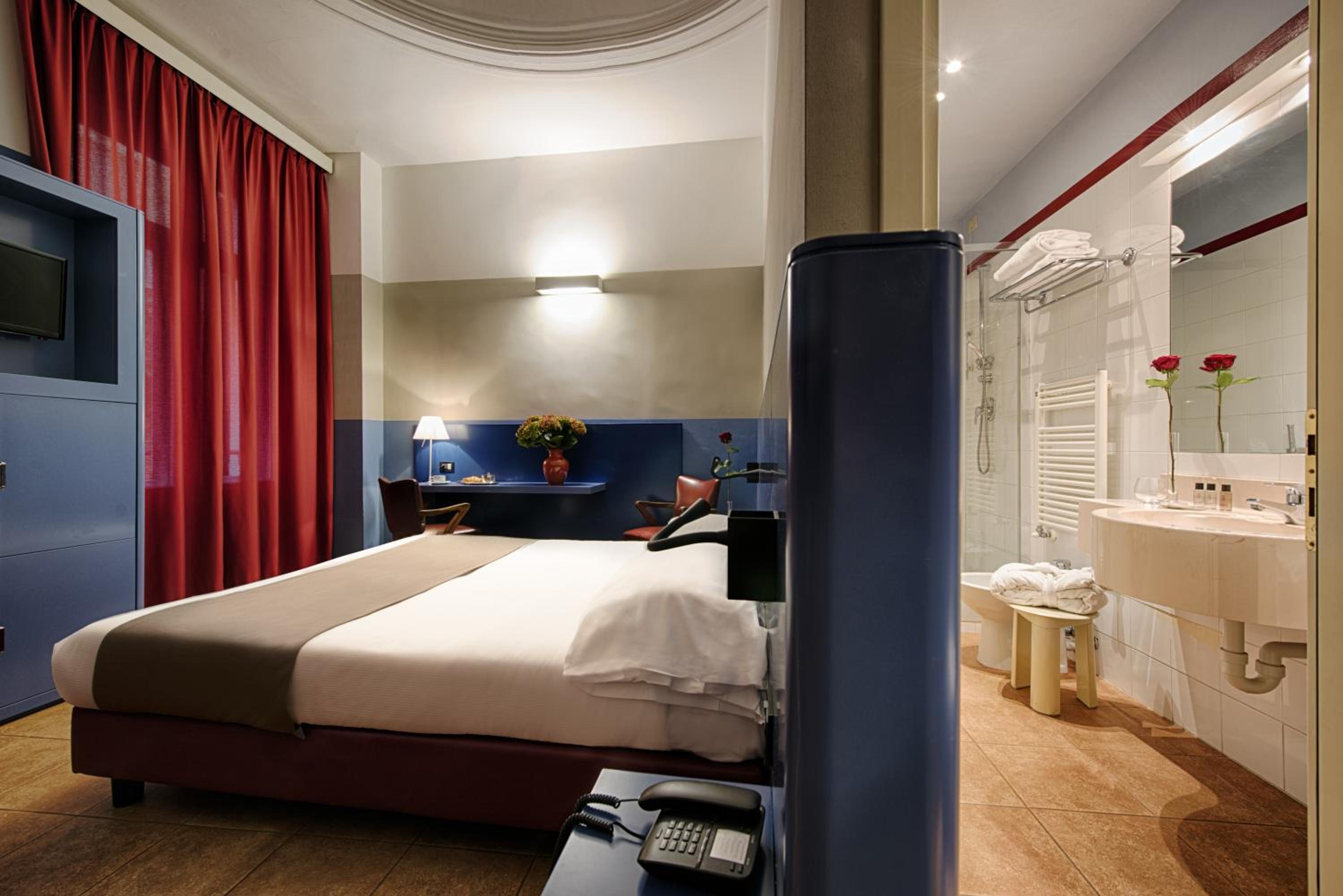 Economy Triple Room photo 1