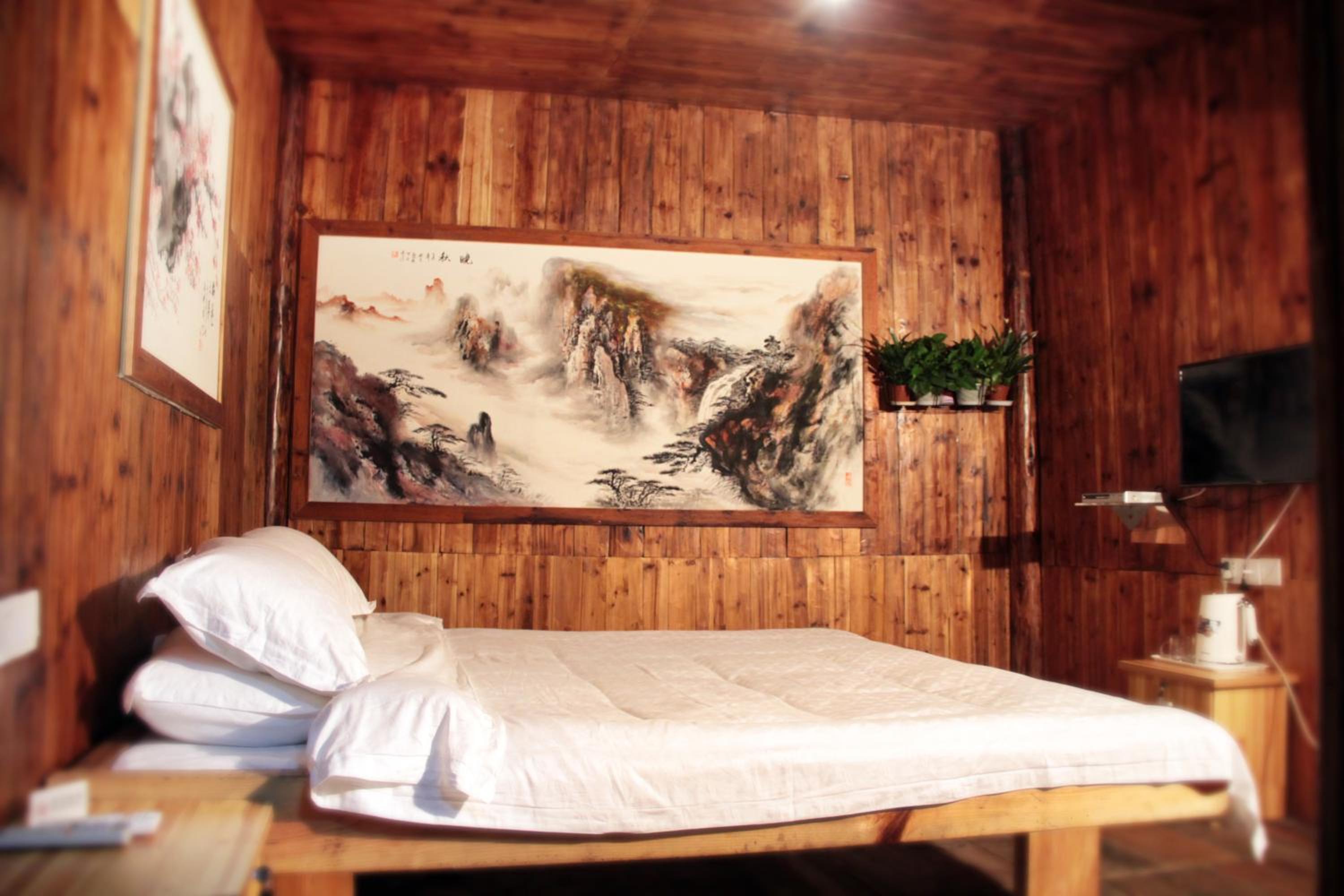 Economy Double Room - without free pick up service photo 3