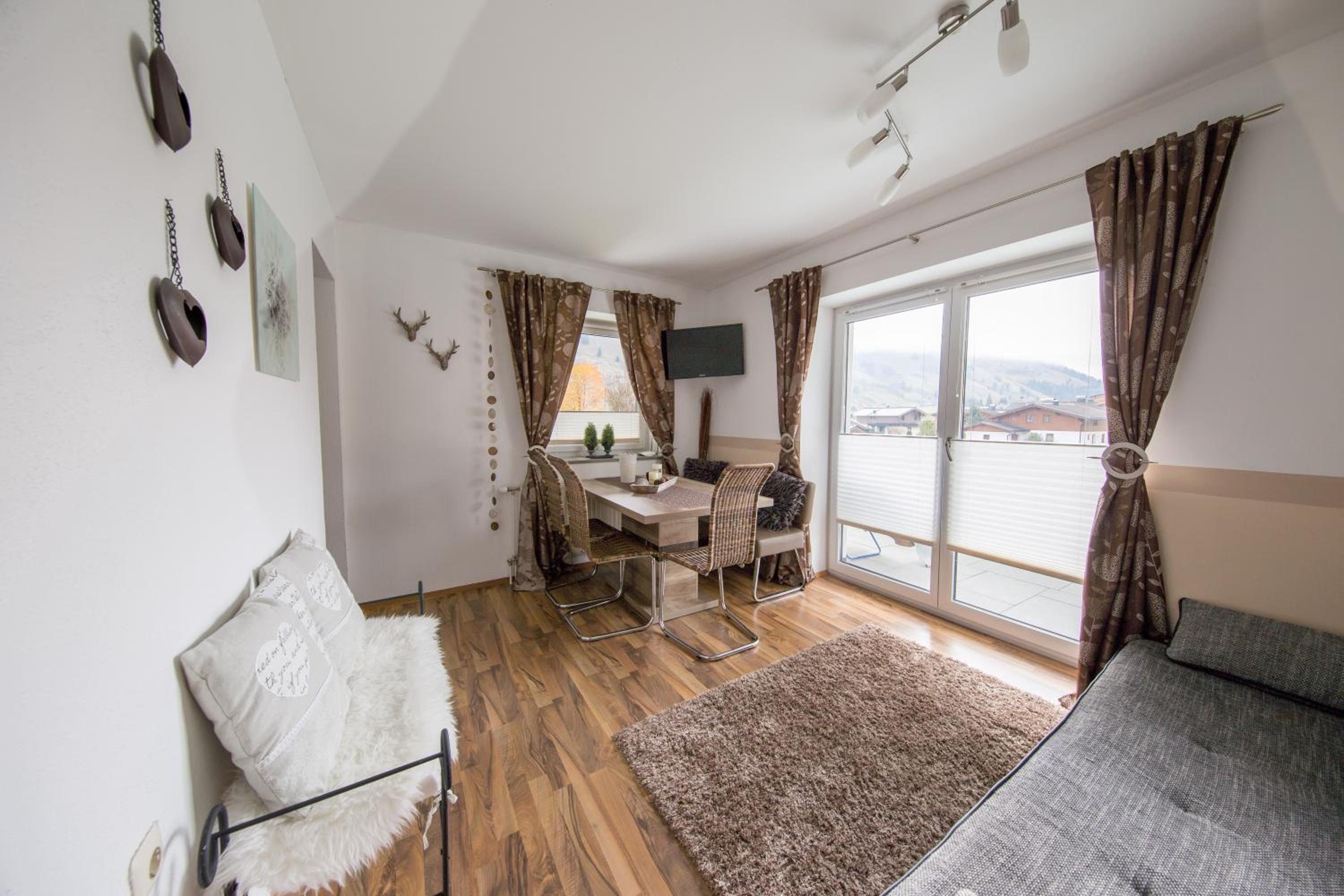 Two-Bedroom Apartment with Balcony photo 1