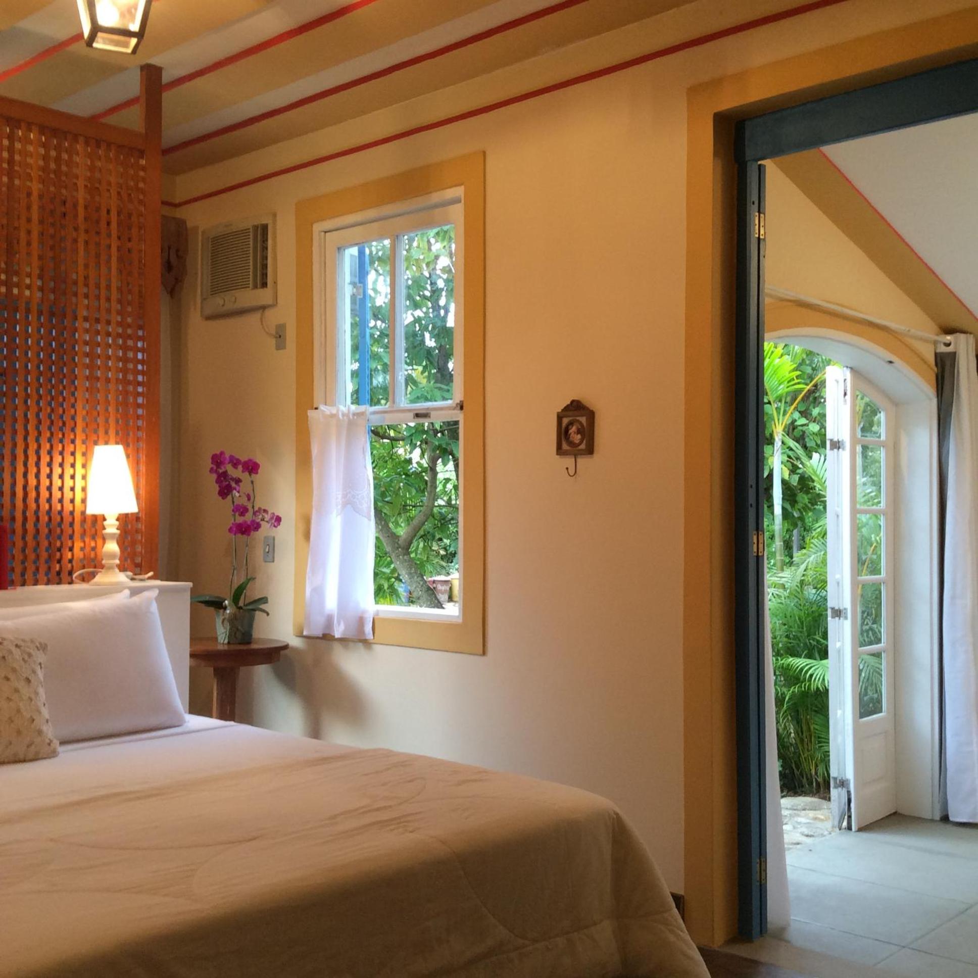 Queen Room with Garden View