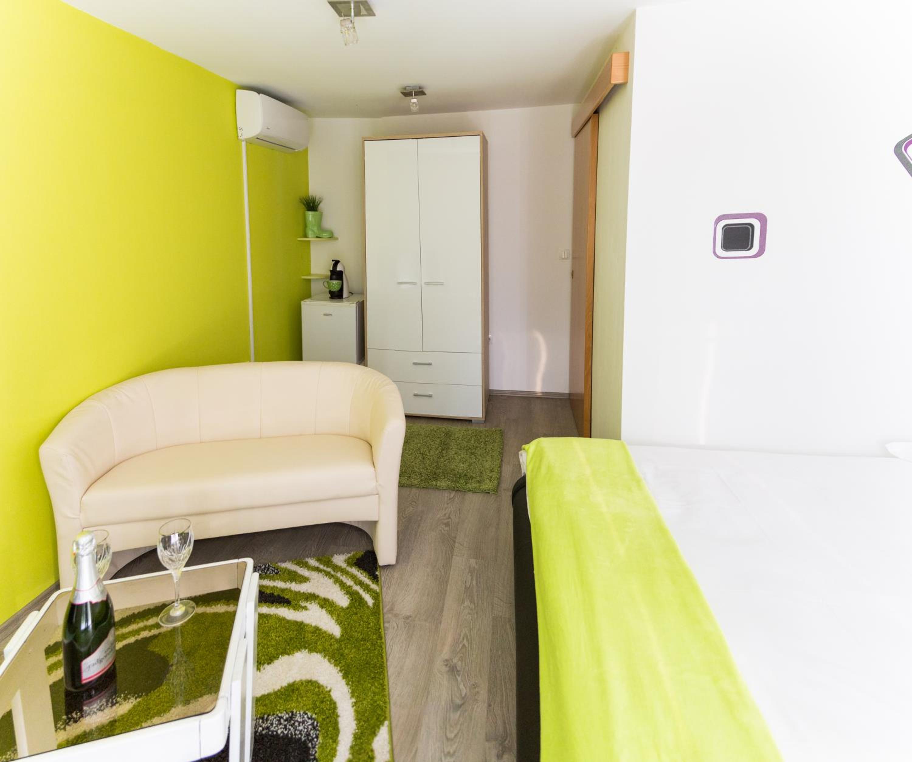 Standard Apartment - Photo 4