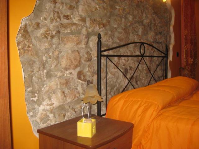 Quadruple Room with Private Bathroom photo 3