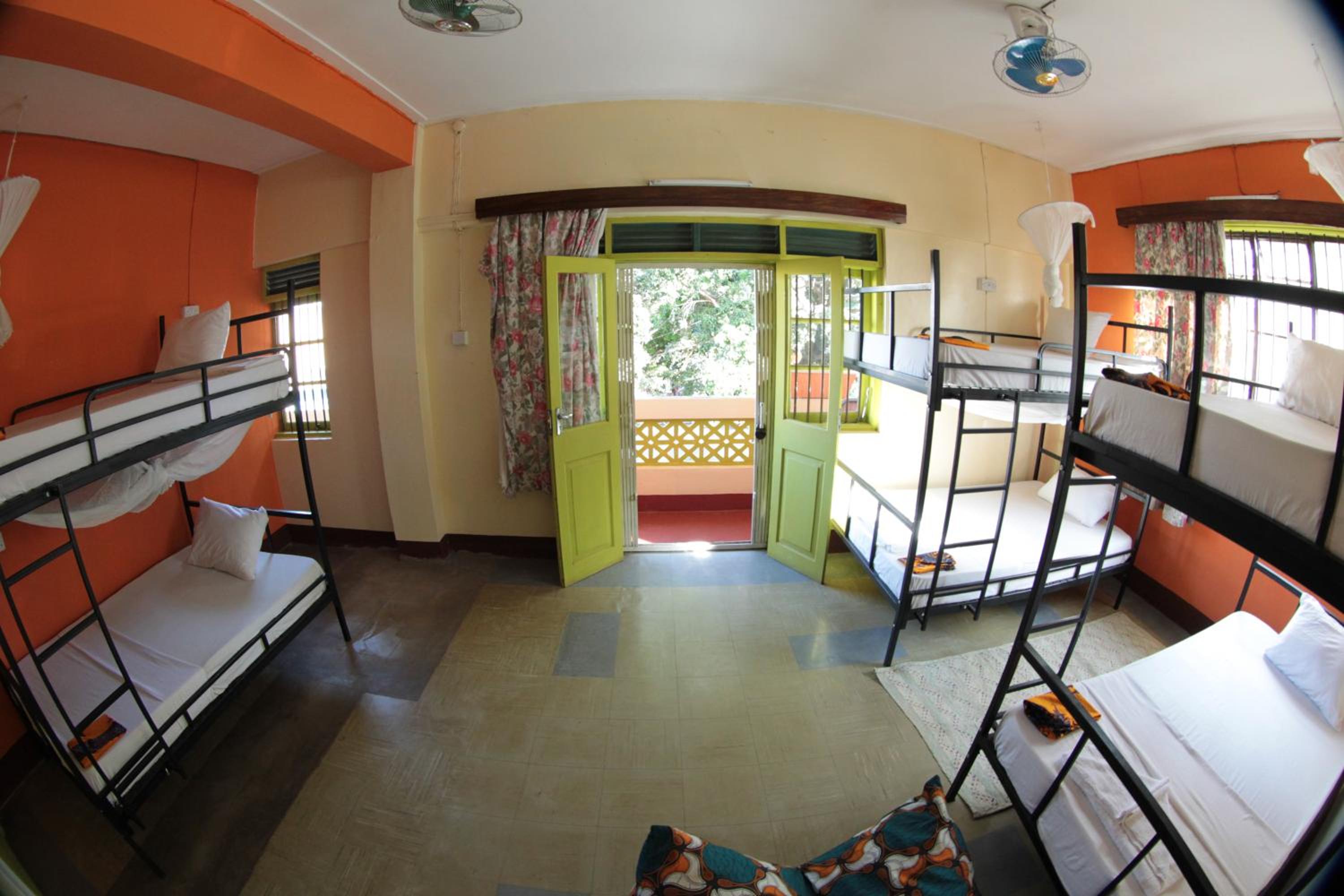 Bed In 8-Bed Dormitory Room photo 1