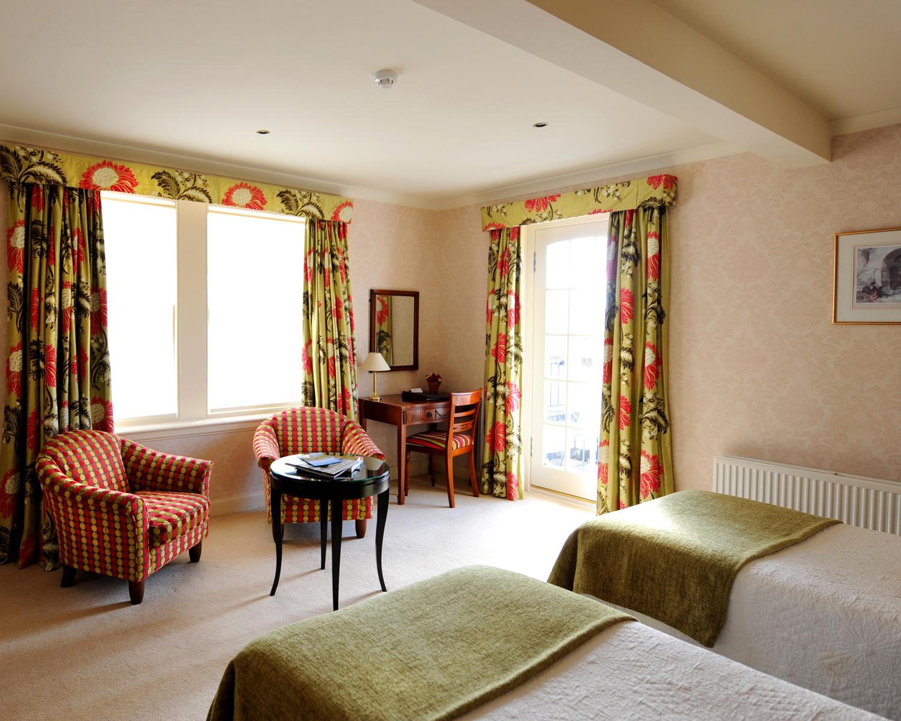 Classic Twin Room - Photo 5