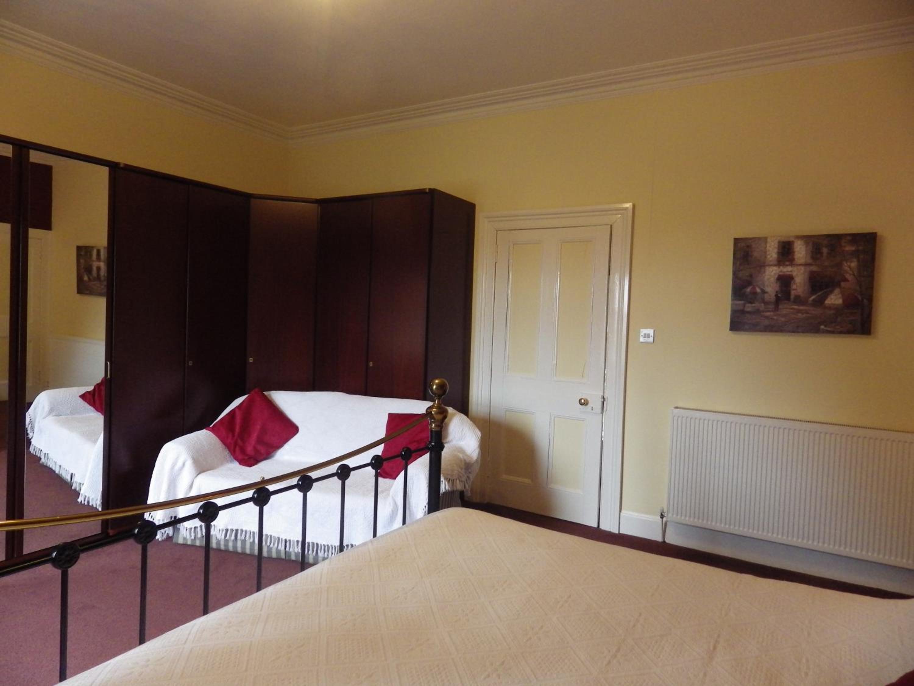 Double Room with Ensuite Bathroom photo 2