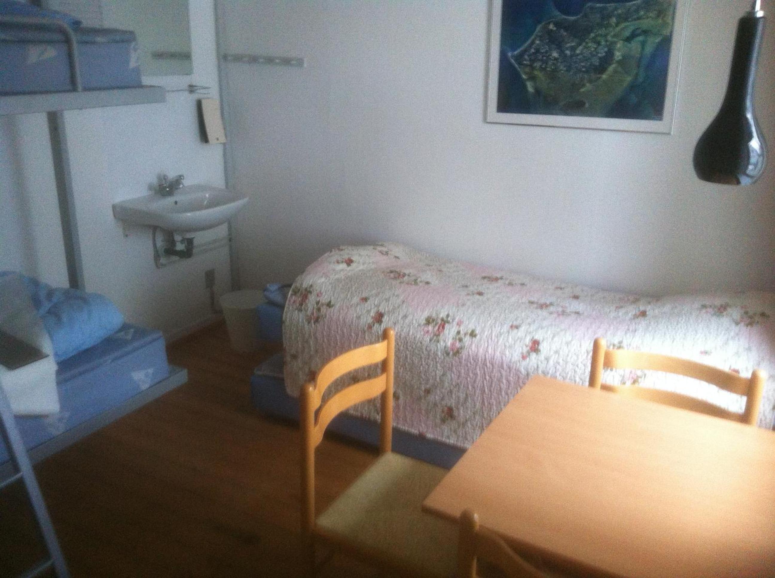 Double Room with Shared Bathroom photo 1