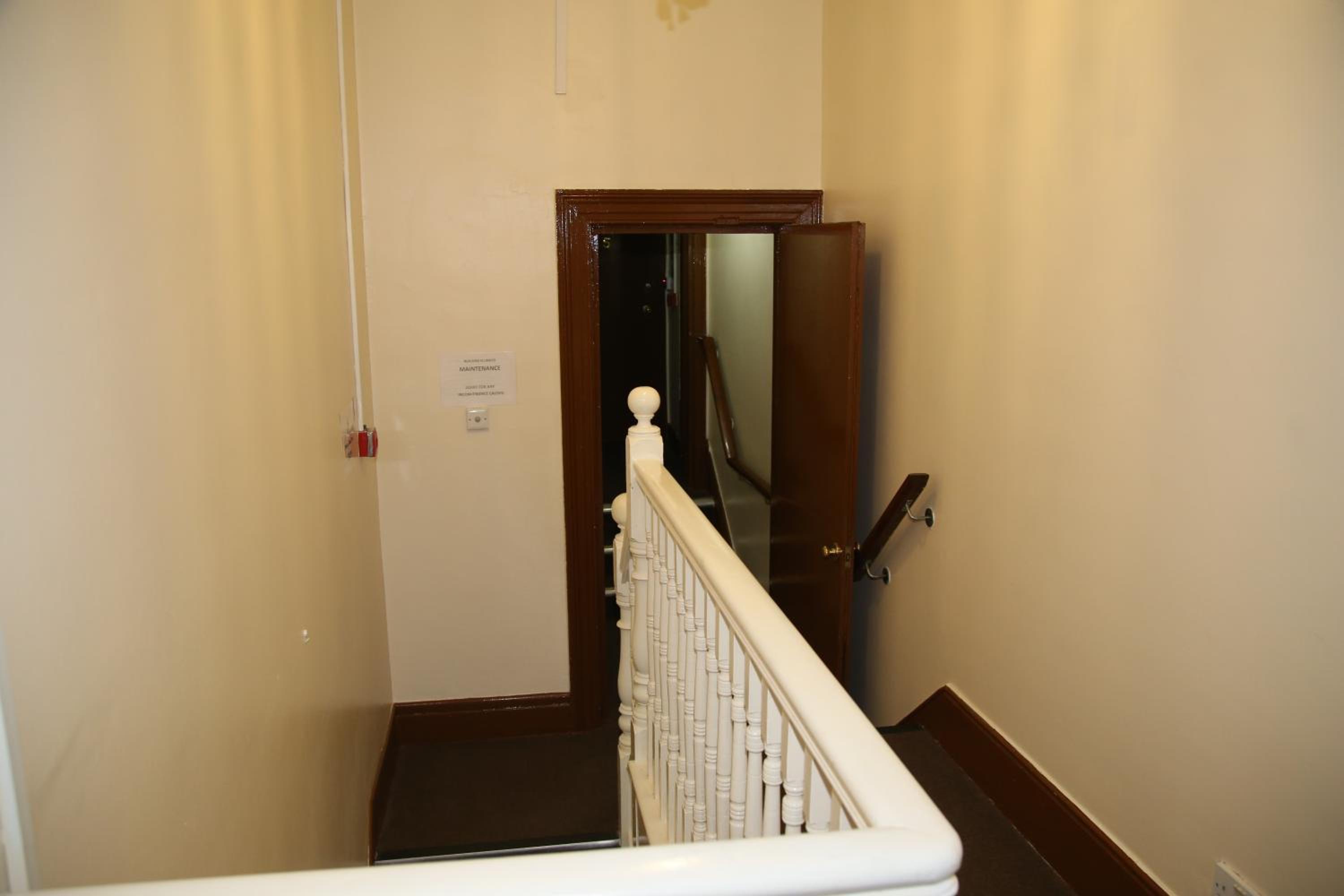 Superior Family Room photo 2
