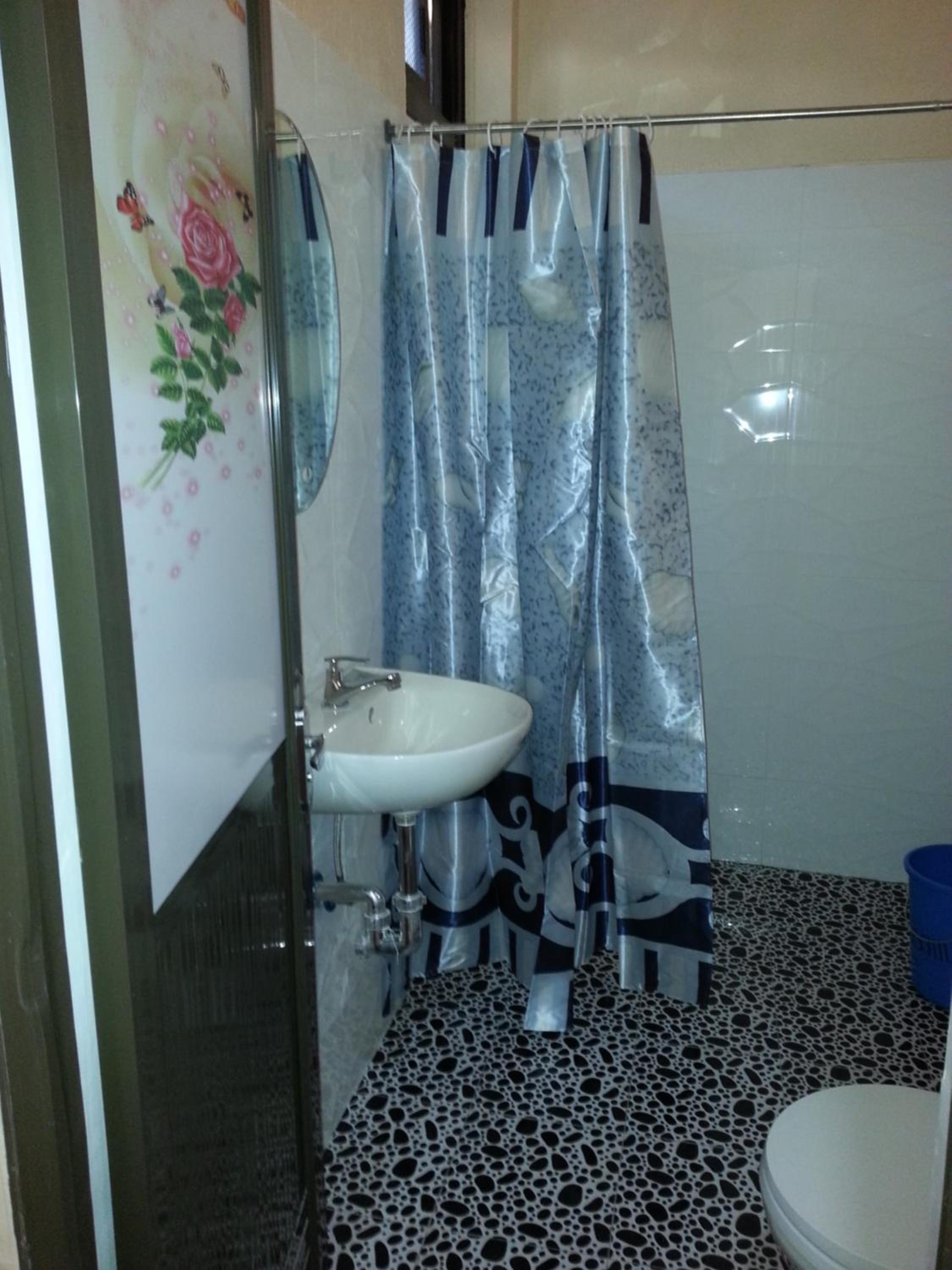 Quadruple Room with Bathroom - 2