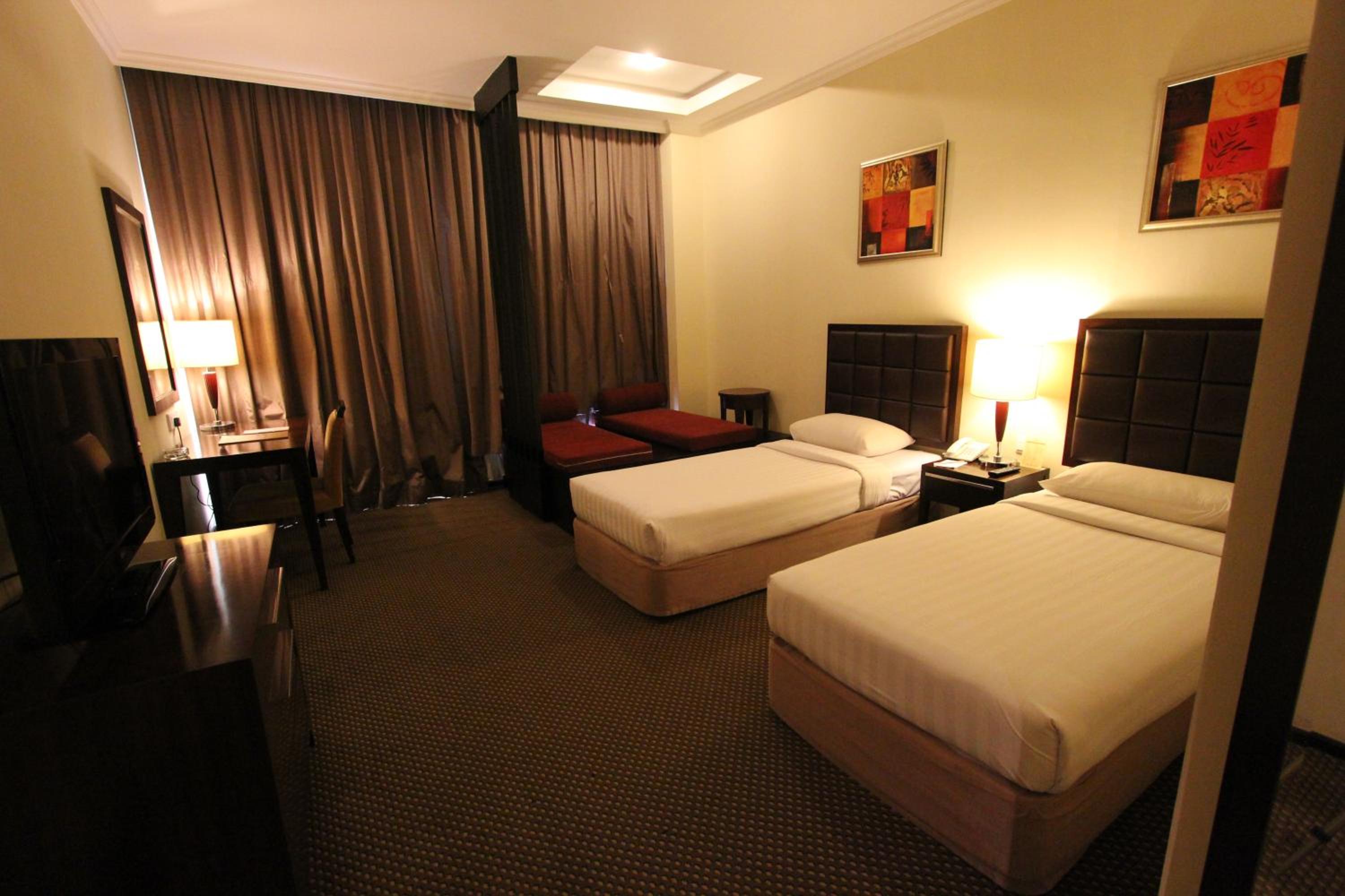 Deluxe Twin Room - Photo 3