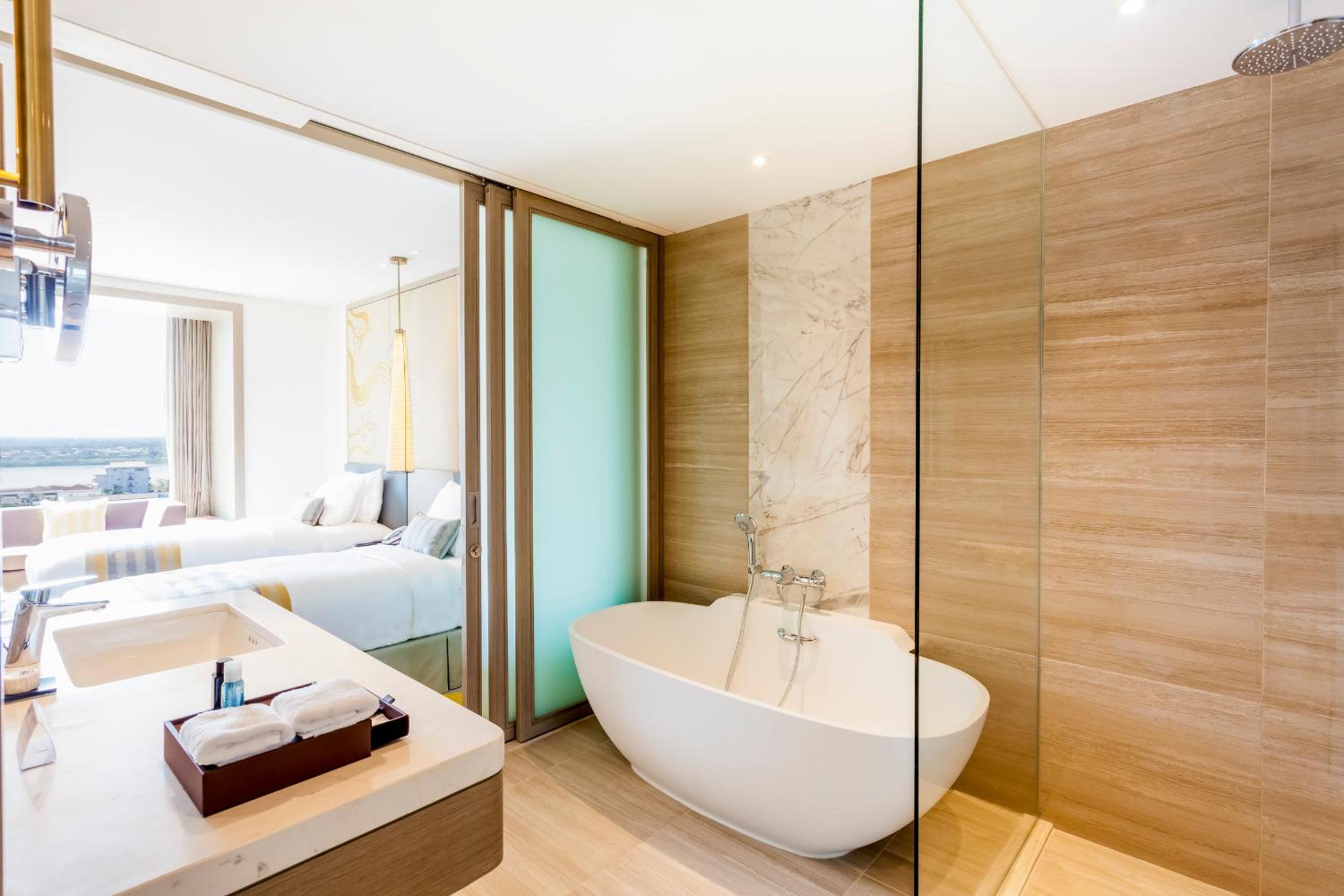 Standard King Room - Accessible