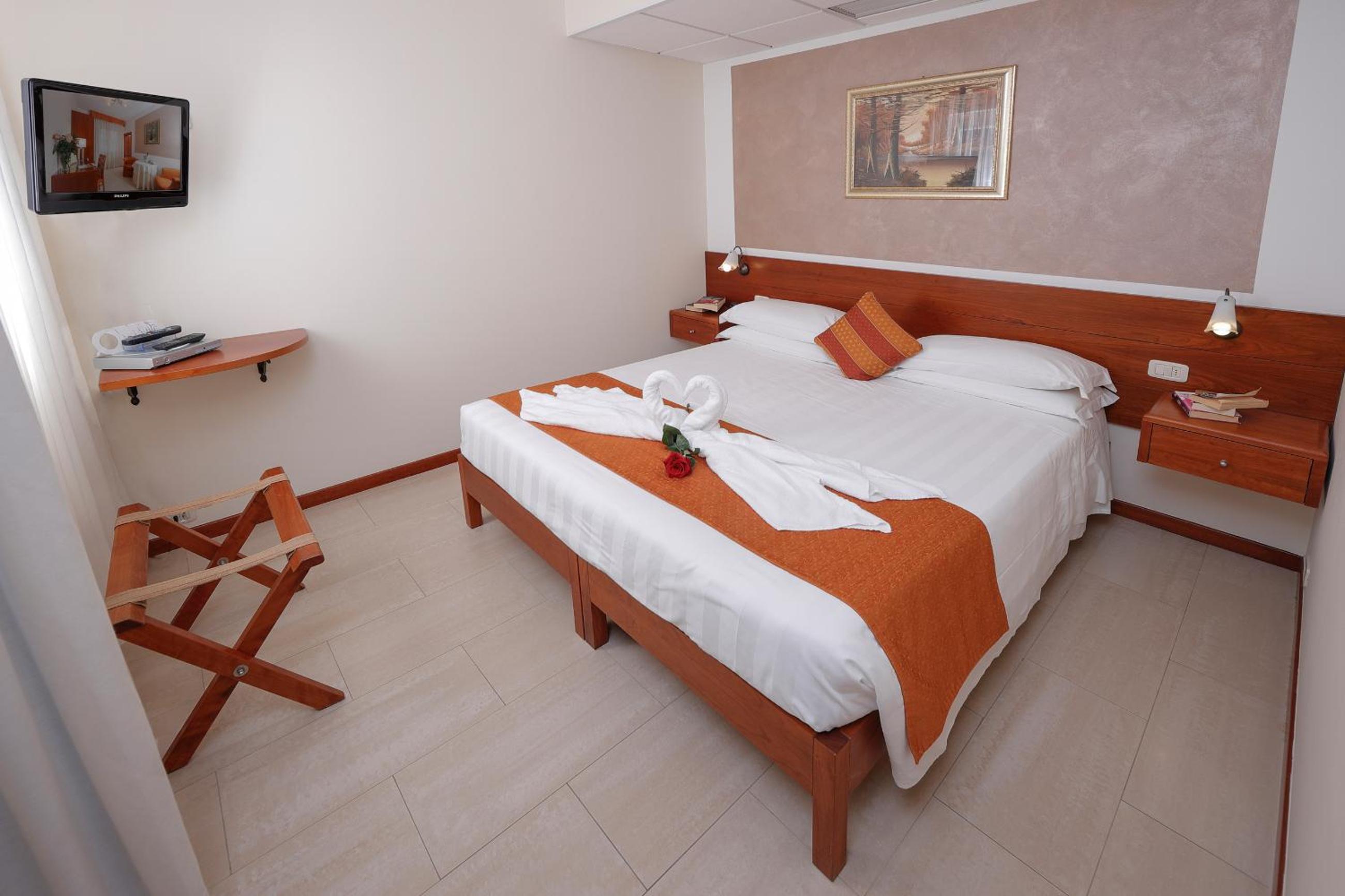 Junior Suite - Photo 17