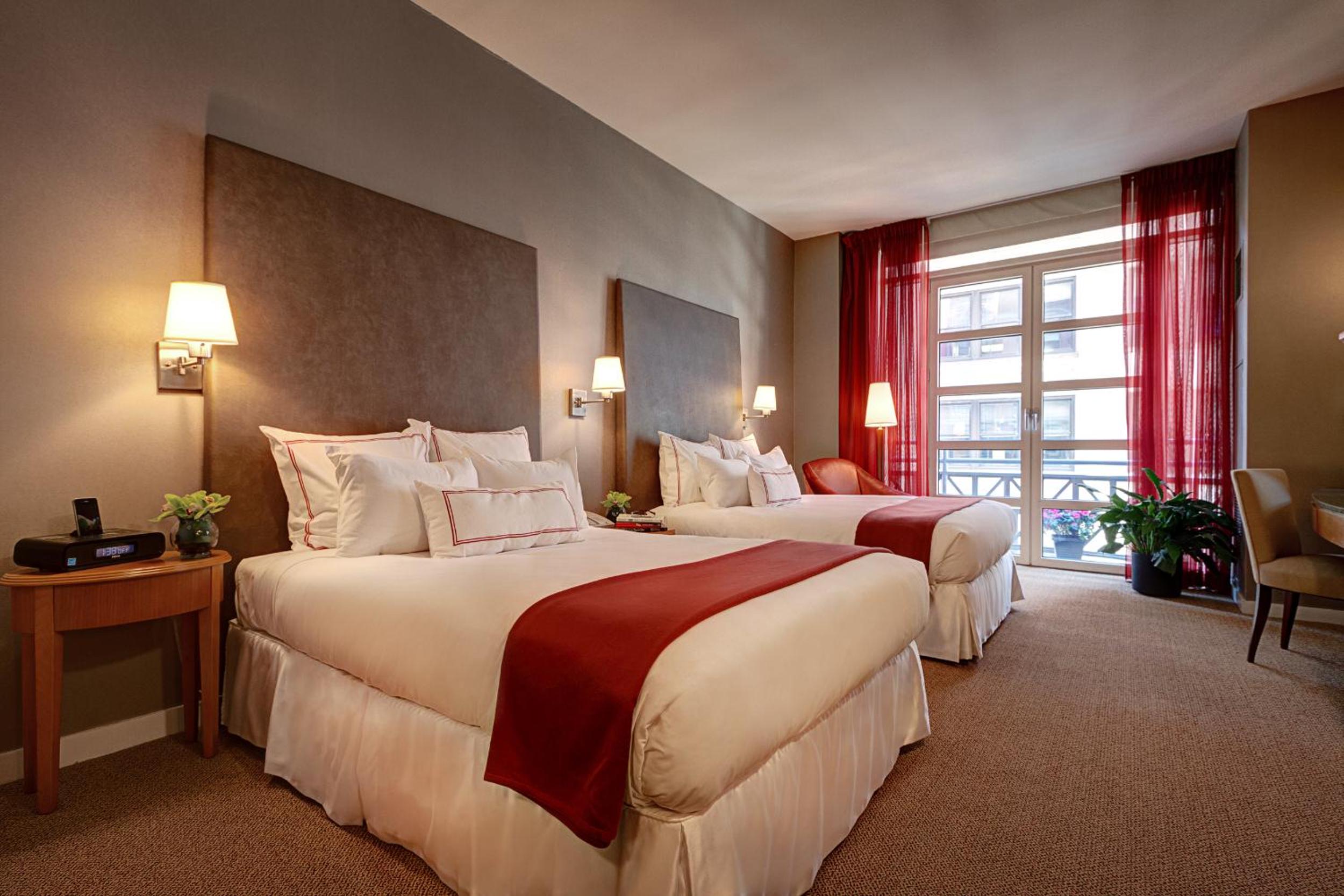 Quadruple Room with Balcony