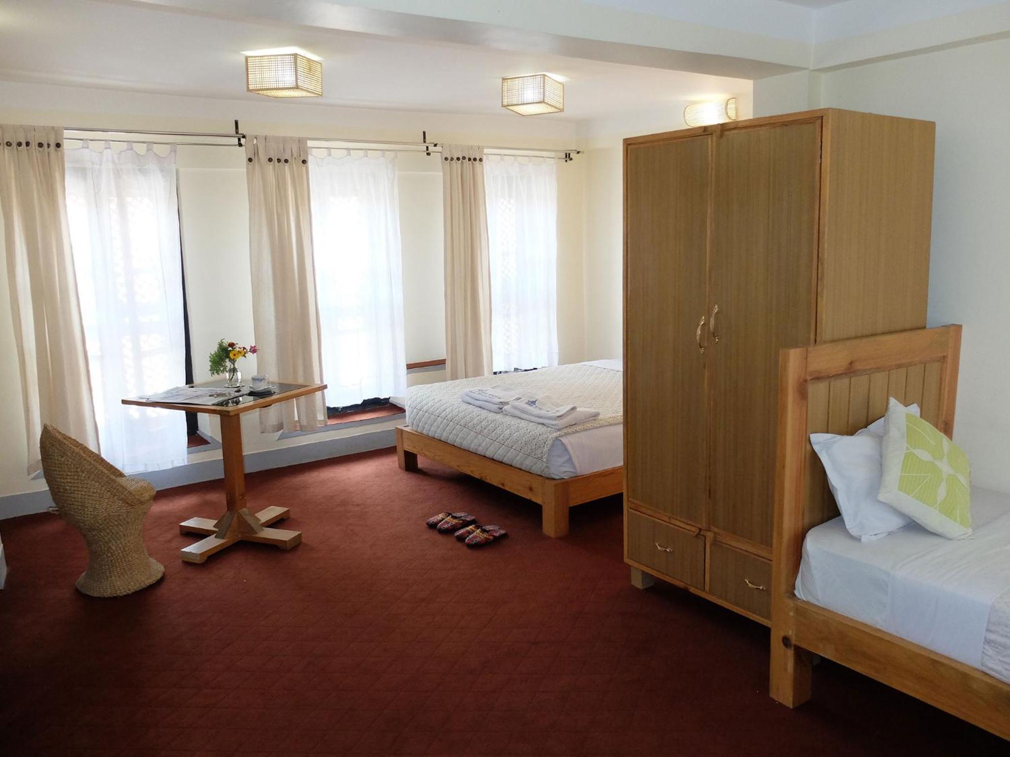 Standard Queen Room
