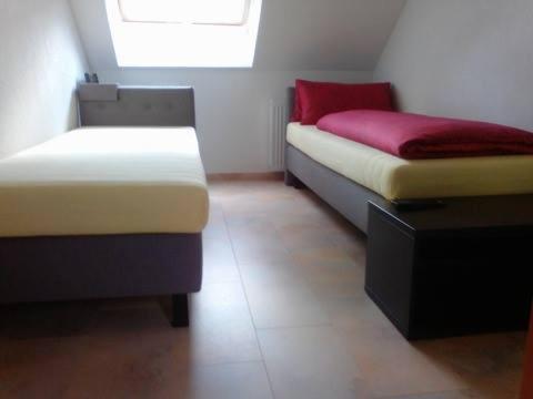 Single Room photo 2