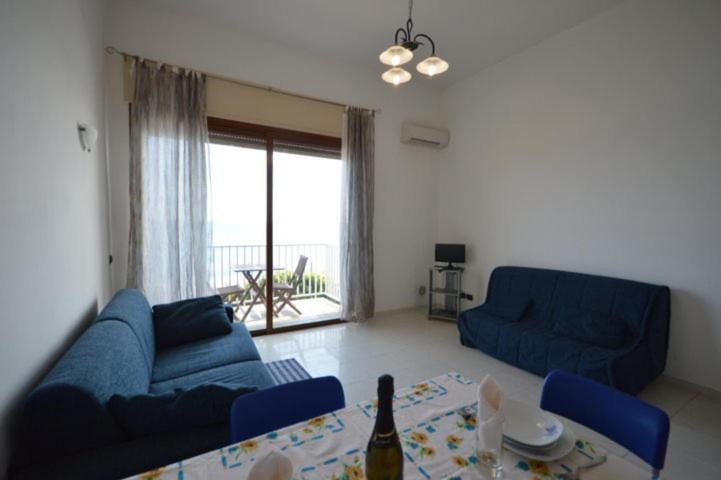 Studio Apartment with Sea View photo 1